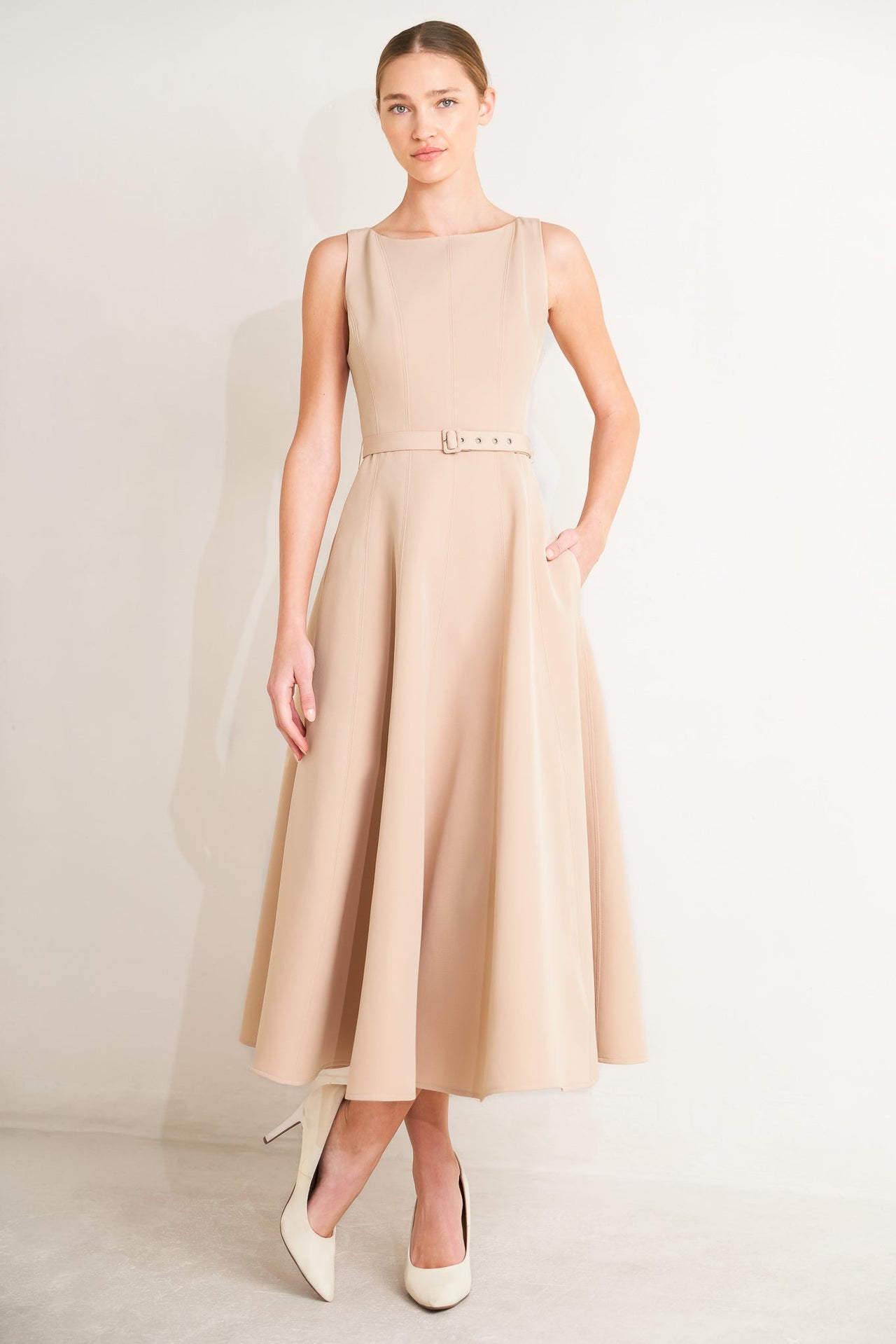LIVING THE DREAM WOVEN MIDI DRESS