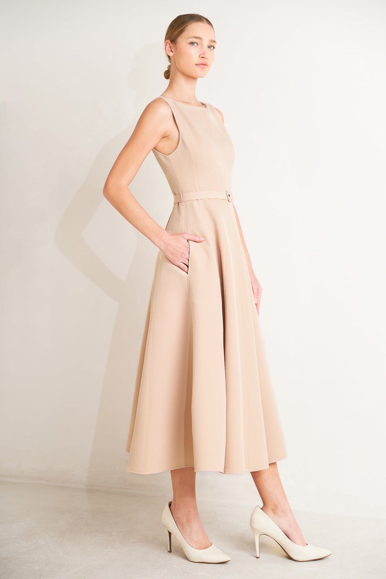 LIVING THE DREAM WOVEN MIDI DRESS