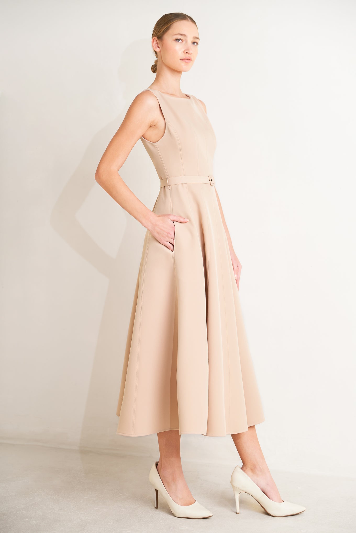 LIVING THE DREAM WOVEN MIDI DRESS
