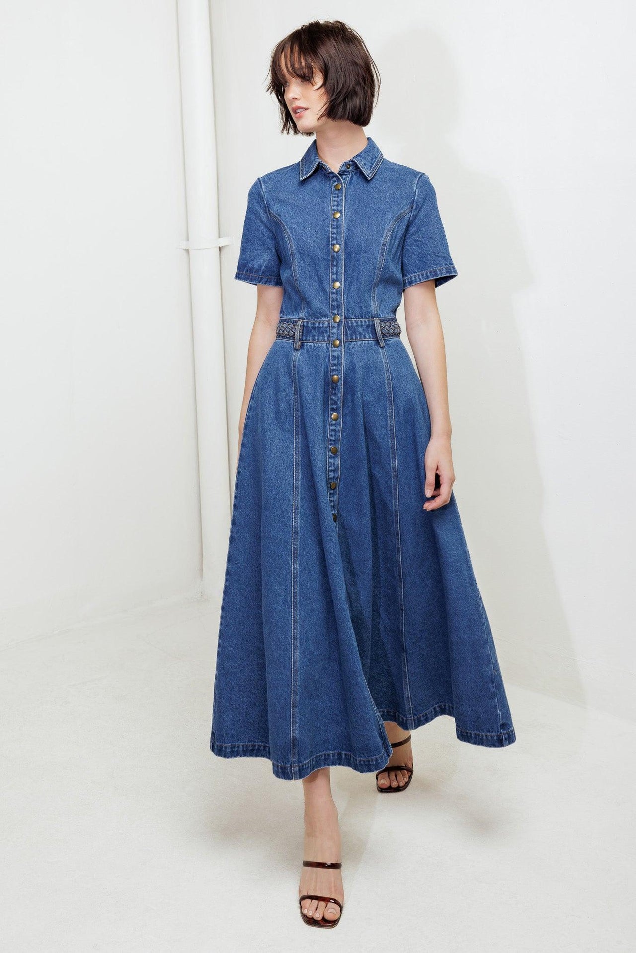 HIDDEN SMILE DENIM MIDI DRESS