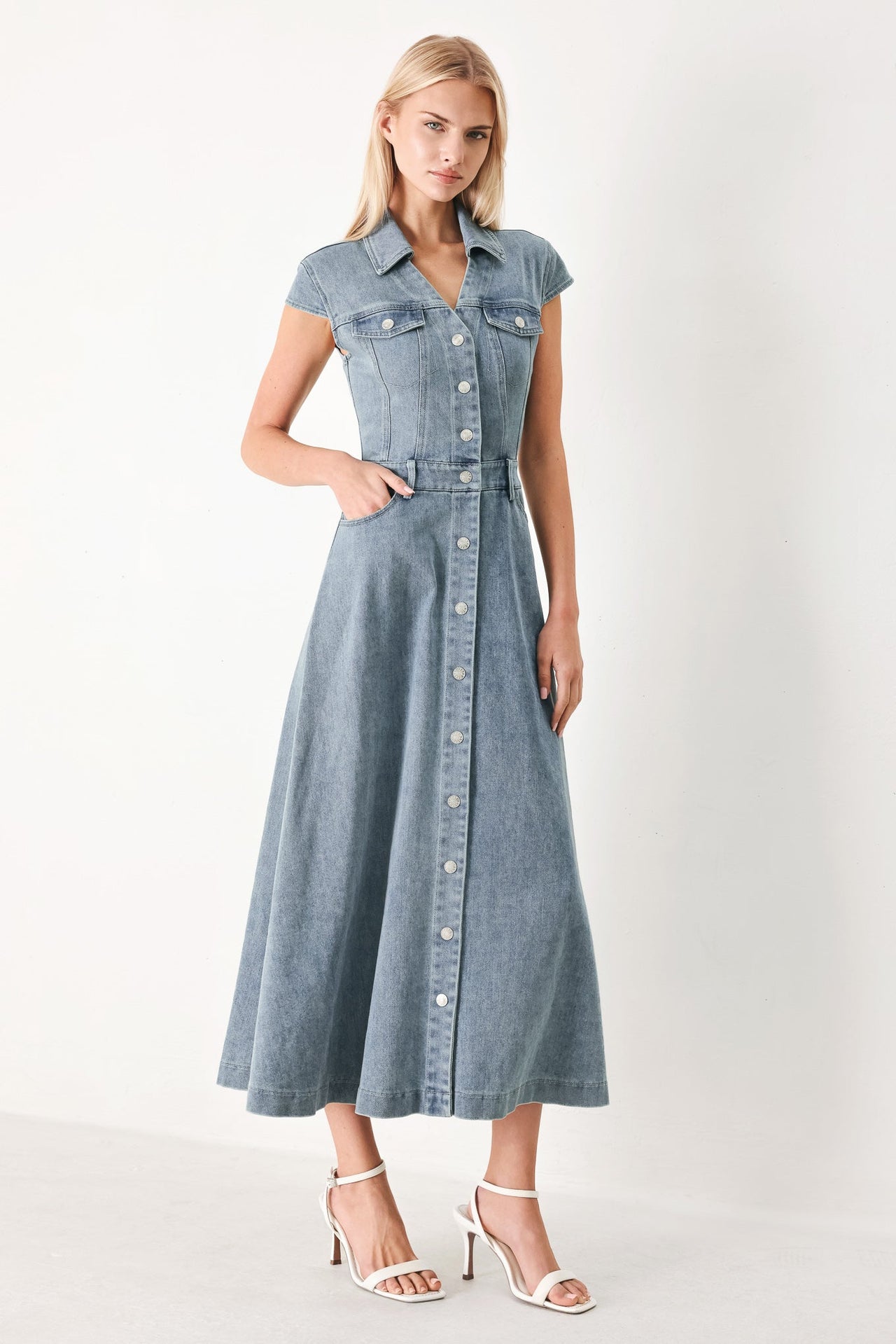 CLASSIC FLOW DENIM MIDI DRESS