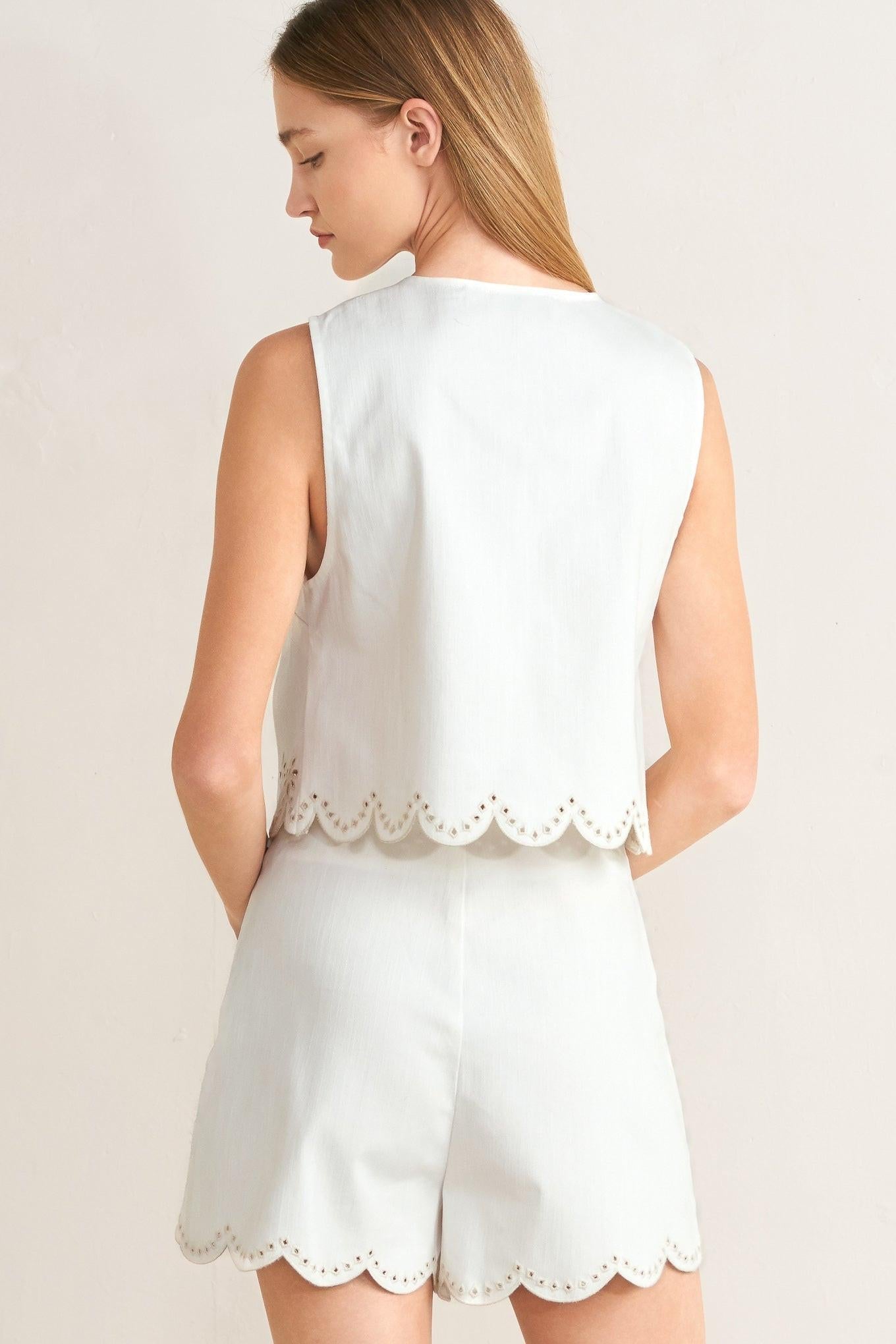 SEAFOAM SCALLOP WOVEN VEST
