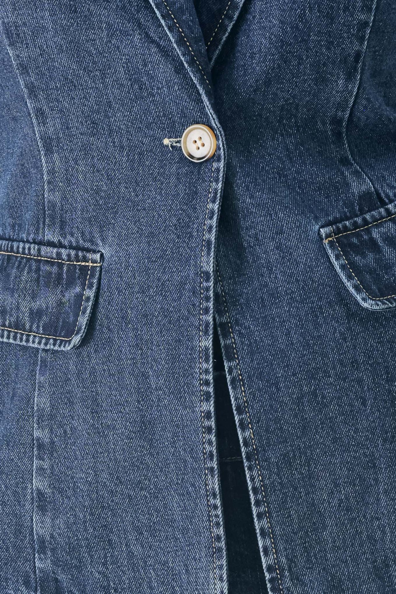 THE POWER MOVE DENIM JACKET