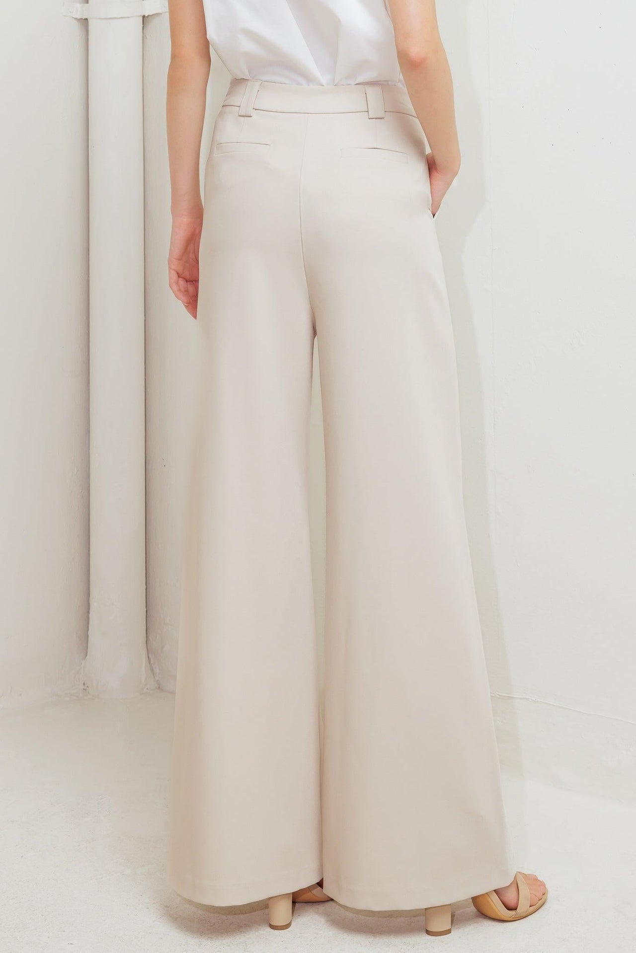 MONDAY FLOW WOVEN PANTS
