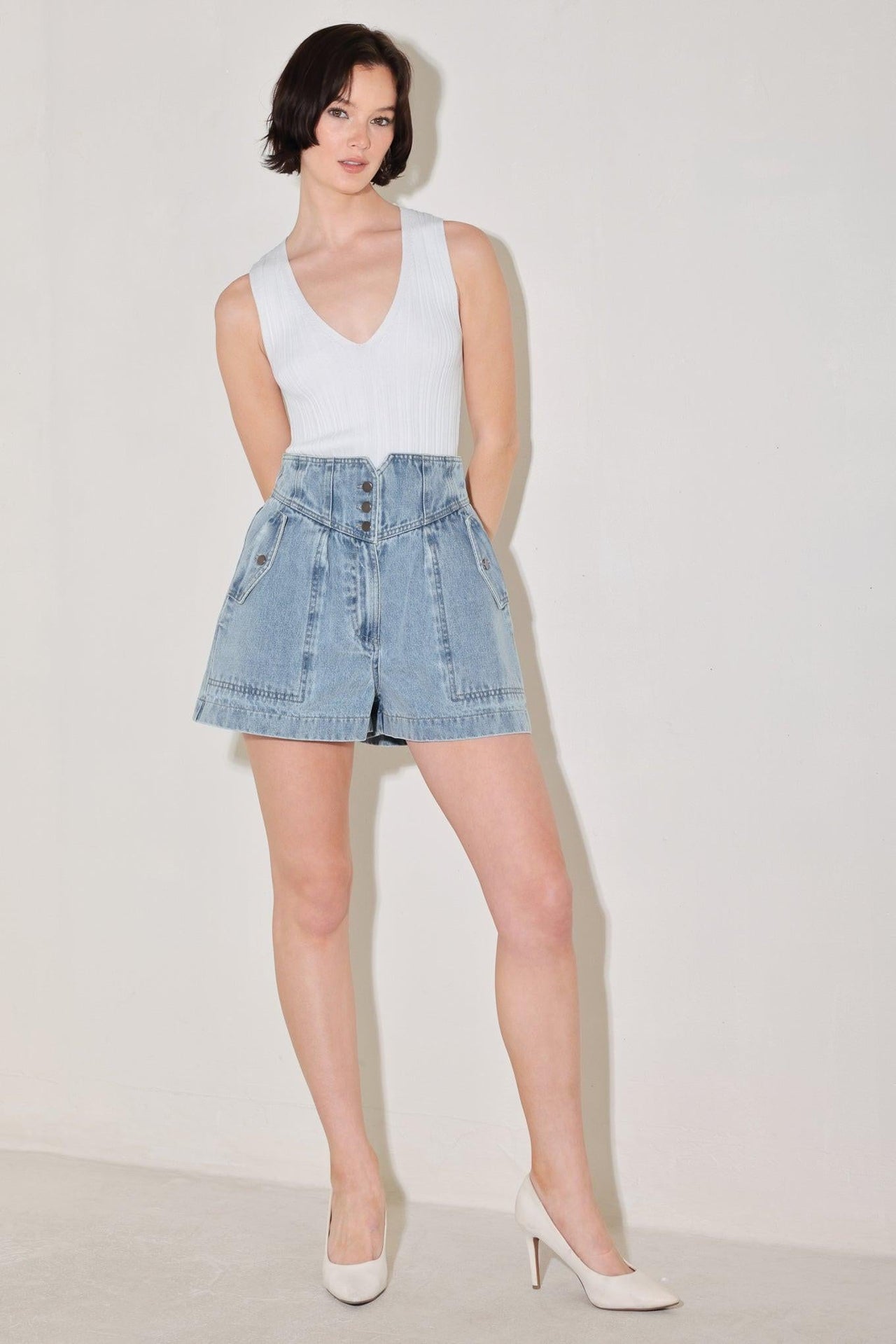 SUNLIT DENIM MOMENT SHORTS