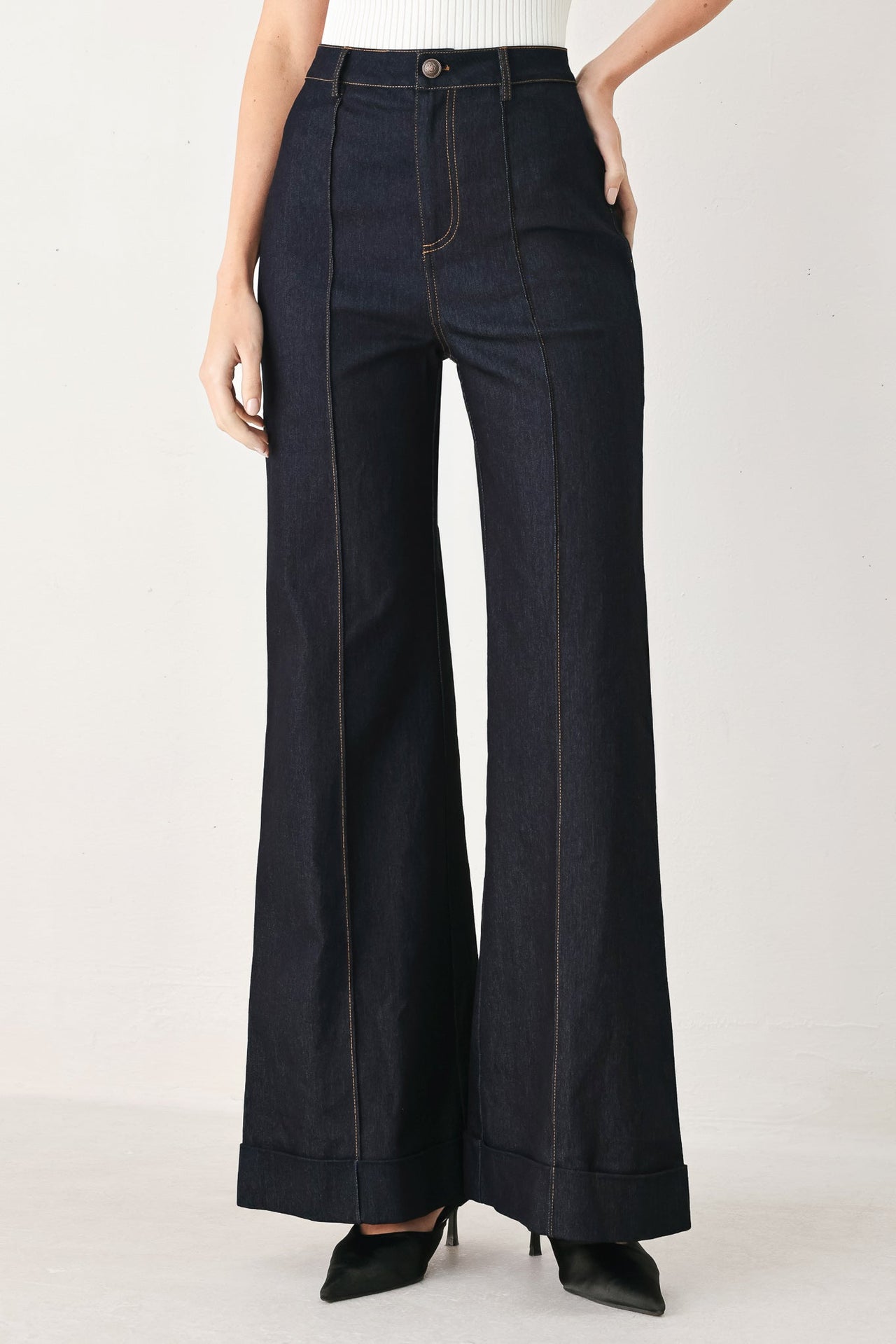 CONTRAST STITCH DENIM PANTS
