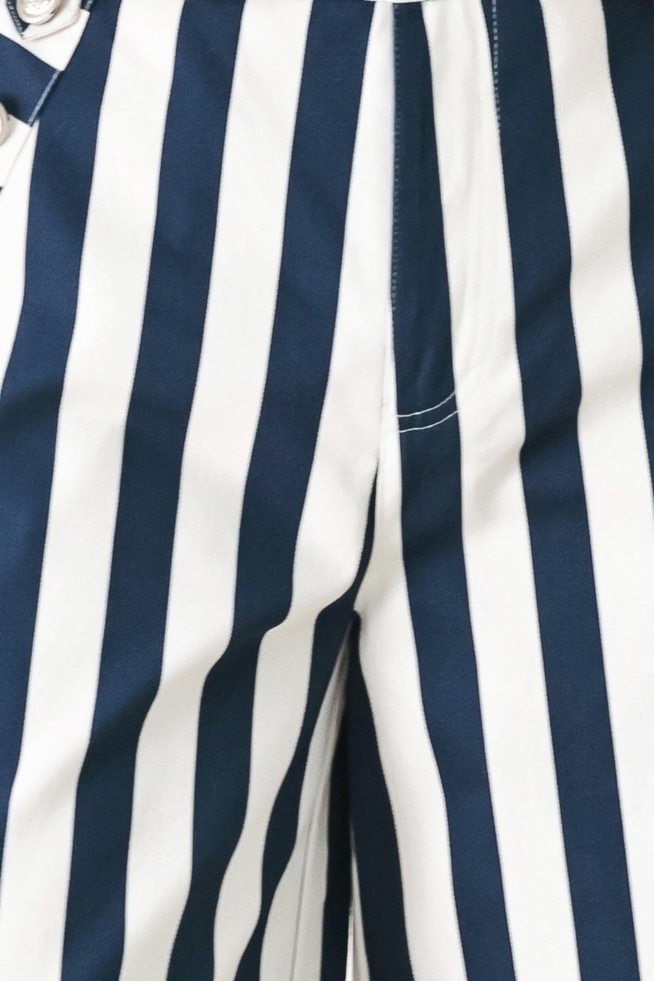NAVY BLOSSOM WOVEN PANTS