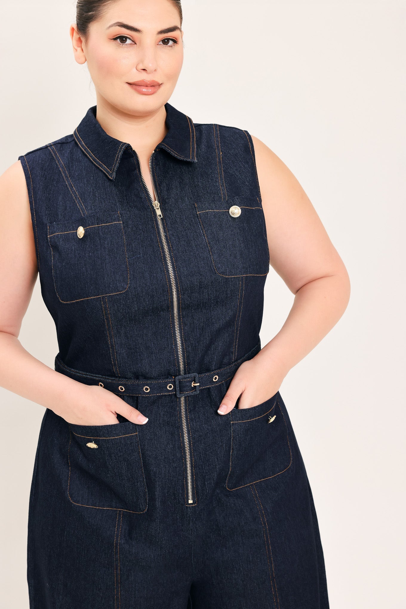 SLEEVELESS WORKWEAR DENIM JUMPSUIT