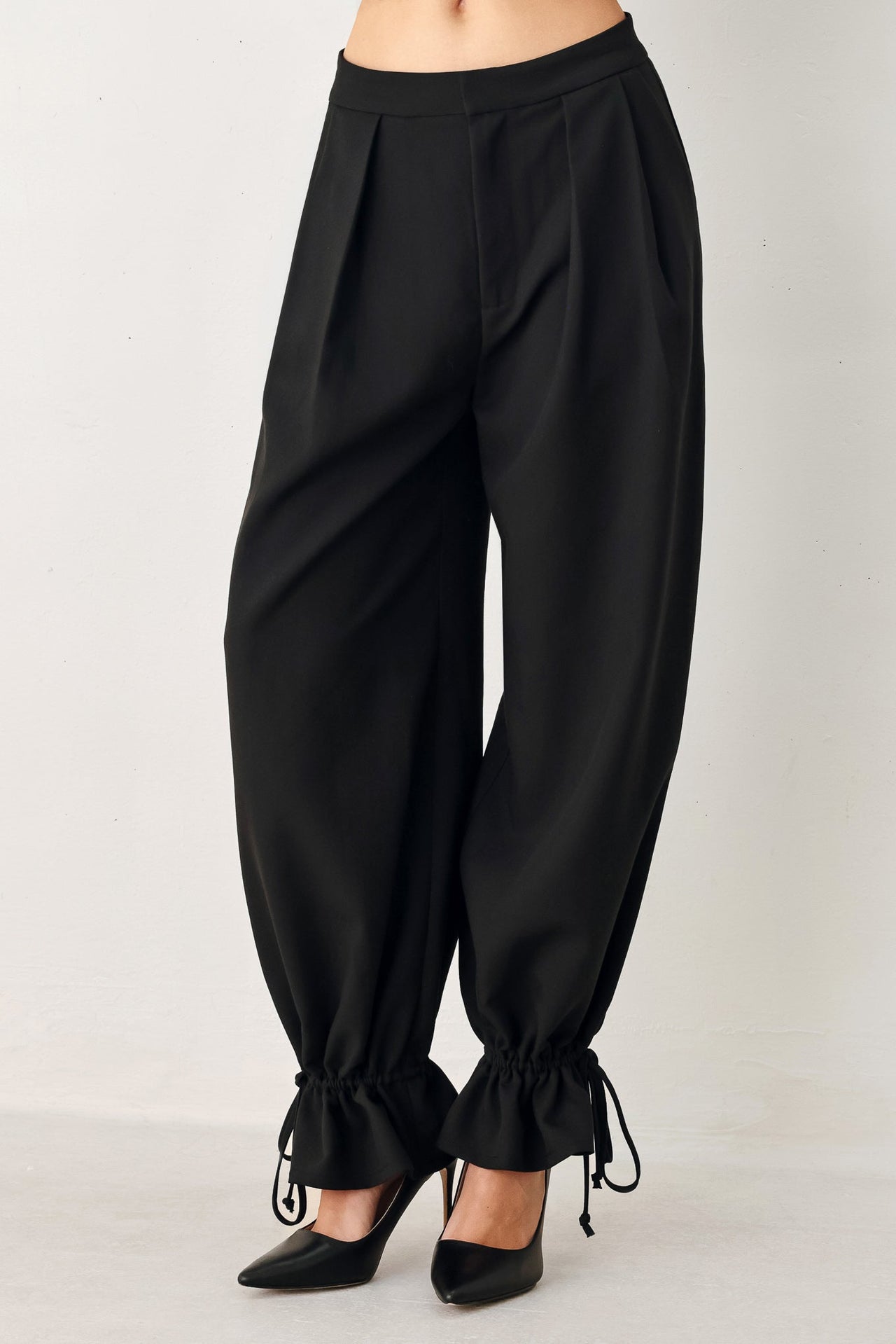 NOIR DRAWSTRING WOVEN PANTS