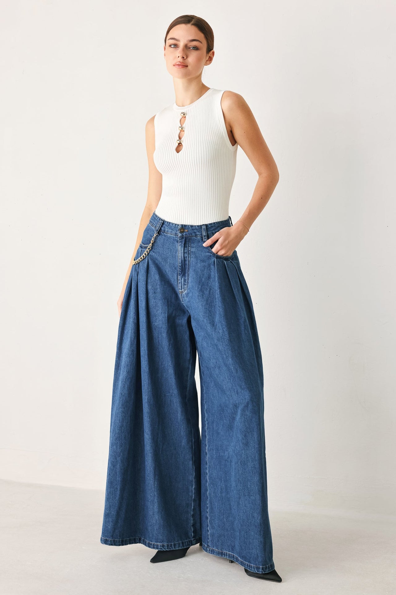 STATEMENT BLUE WIDE LEG DENIM PANTS