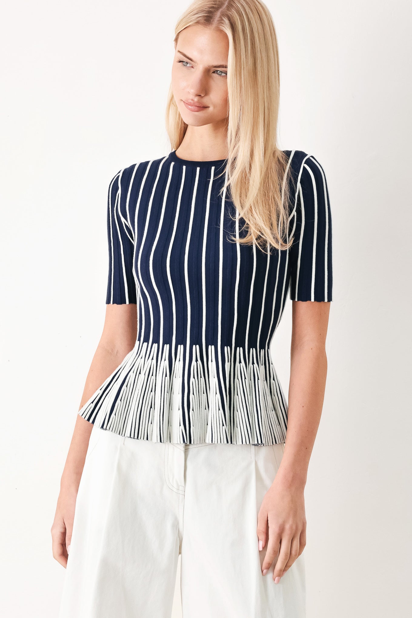 EASY SUMMER STRIPE SWEATER KNIT TOP