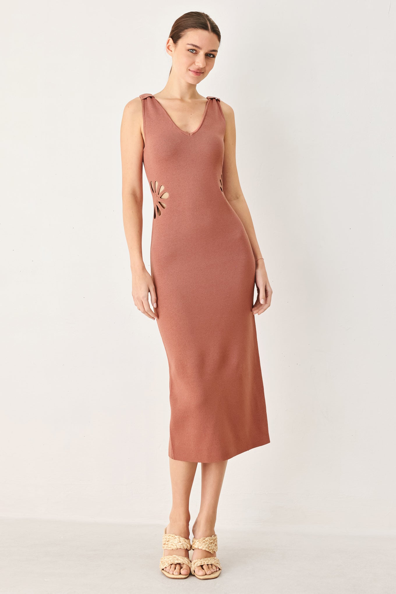 MODERN BLOOM SWEATER MIDI DRESS
