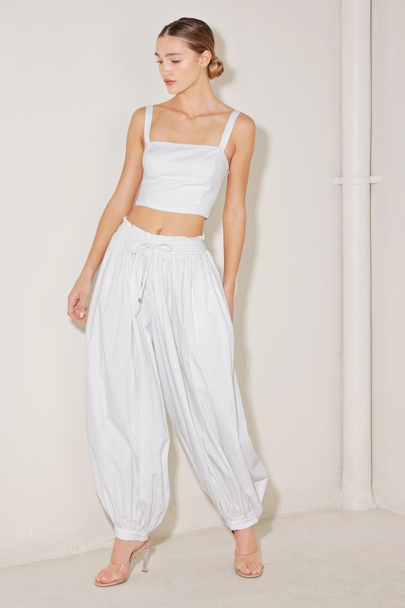 OCEAN BREEZE WOVEN CROP TOP