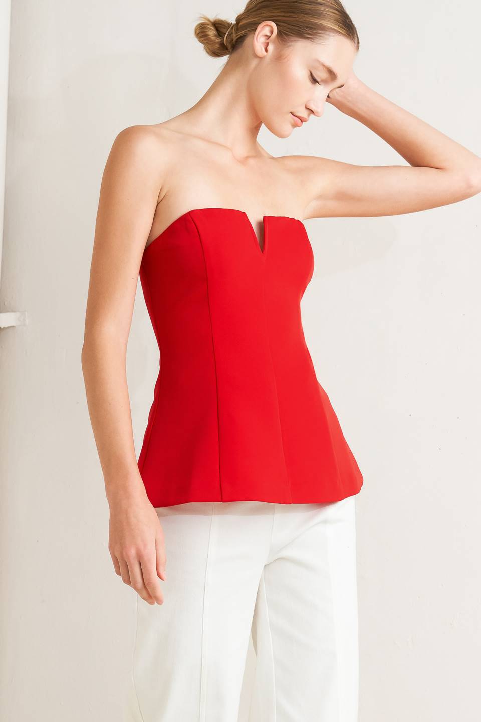 NOIR CONTOUR WOVEN TOP