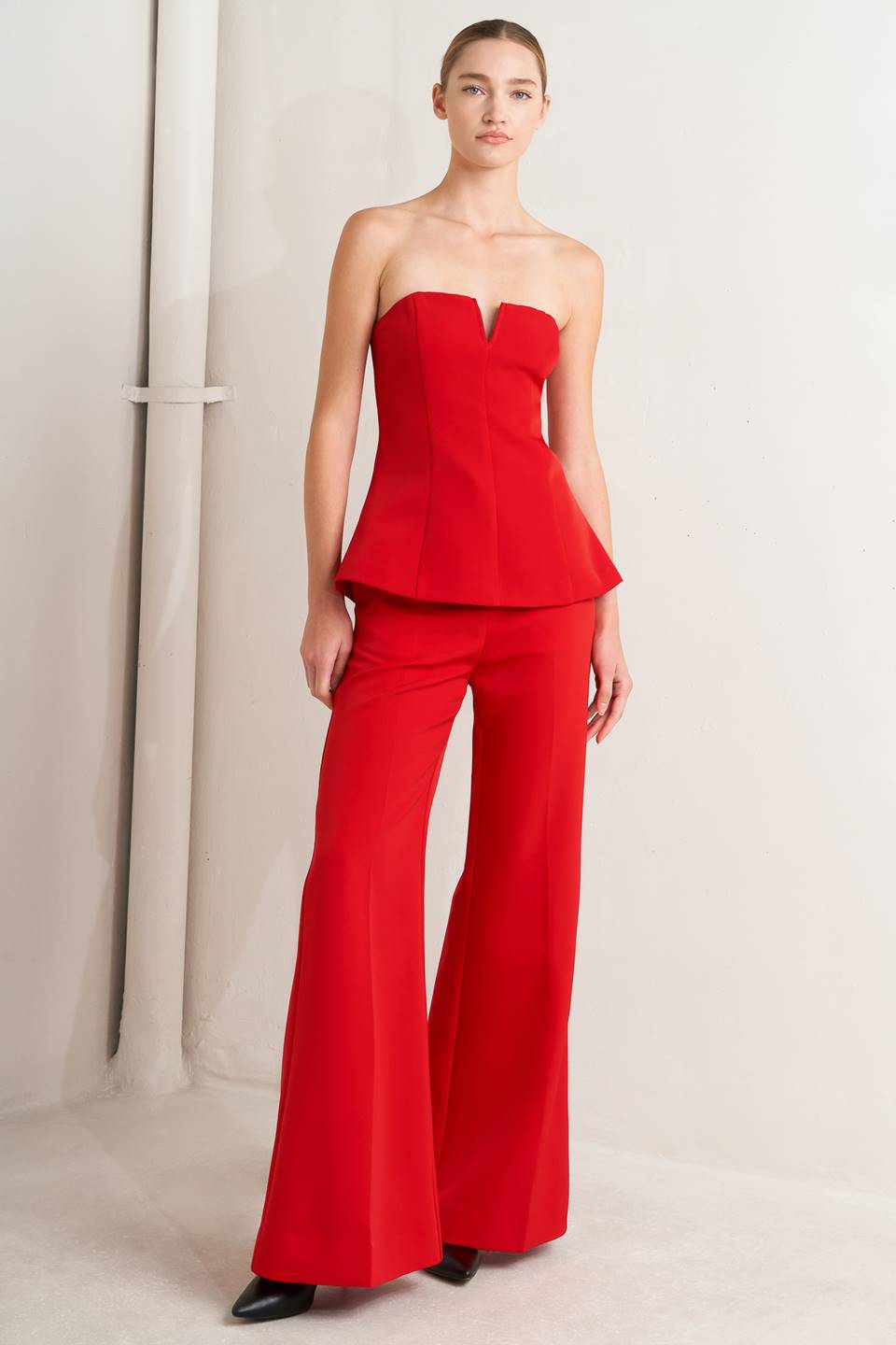 NOIR CONTOUR WOVEN TOP
