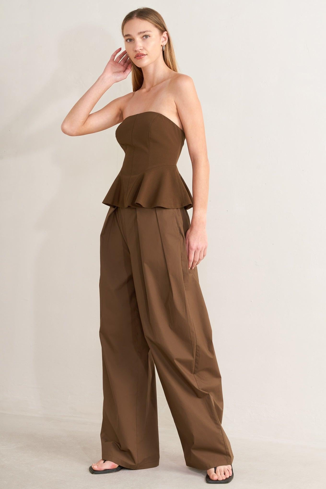 EFFORTLESS ELEGANCE WOVEN TUBE TOP