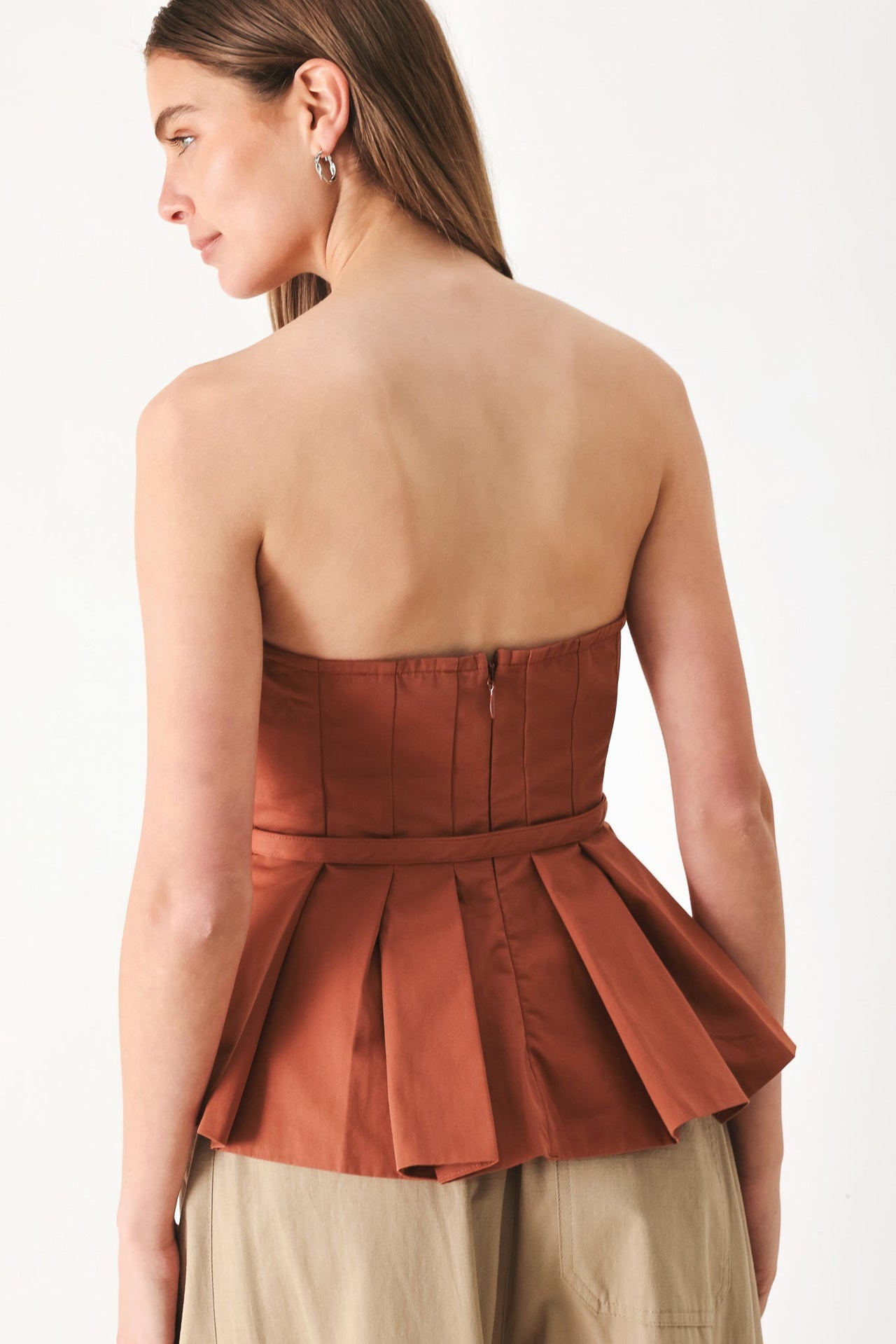 PURE FRAME WOVEN TUBE TOP