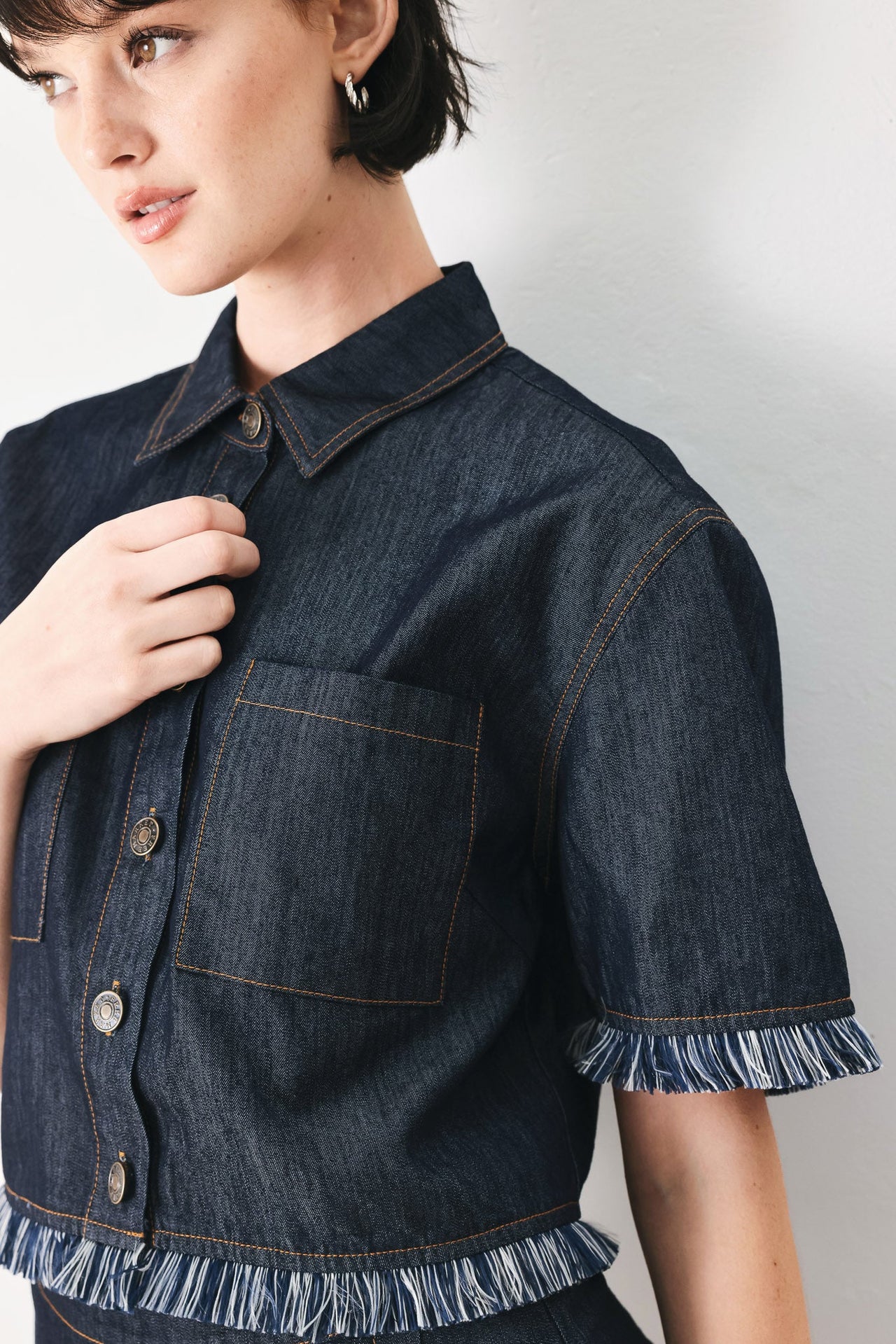 POWER SOFT WOVEN CROP JACKET