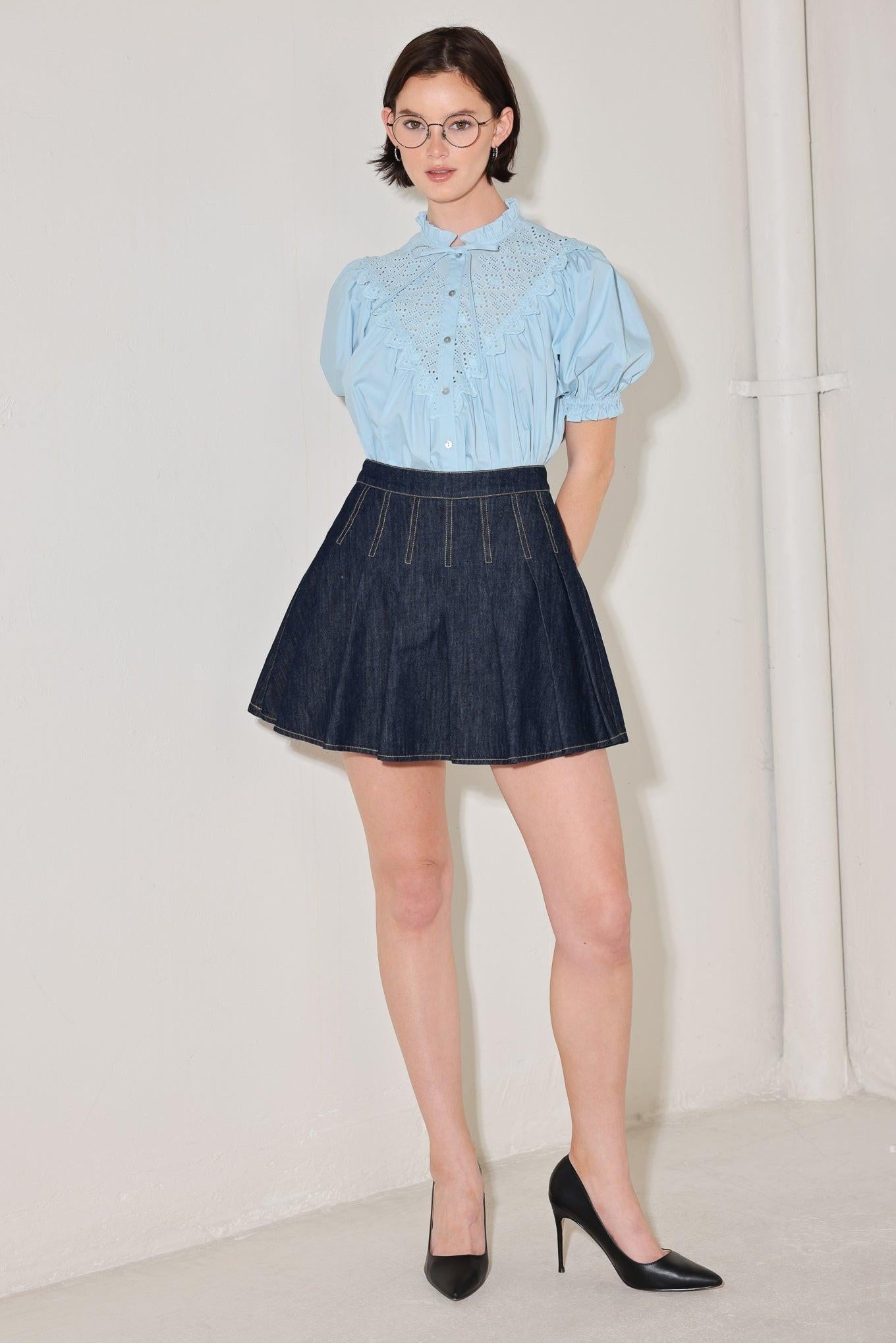 SWEET NOTE MOMENT WOVEN TOP