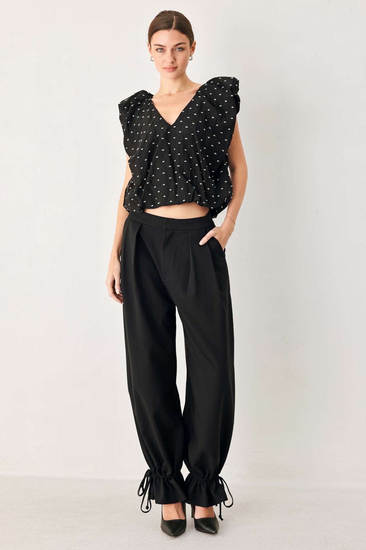 POLKA FLUTTER WOVEN TOP
