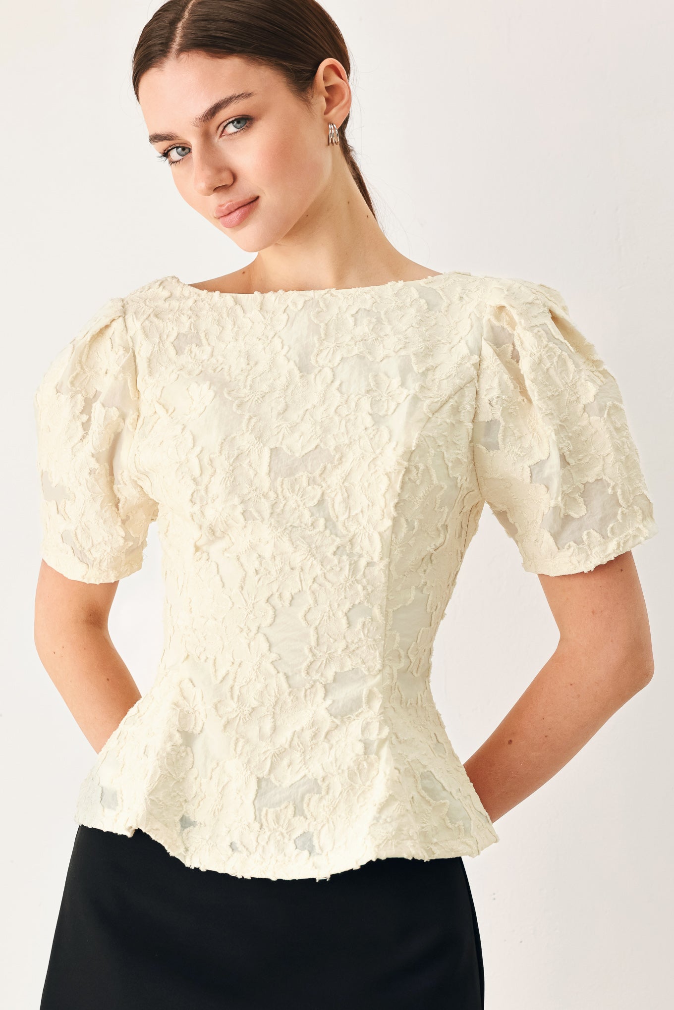 PRETTY BLOOM WOVEN JACQUARD TOP