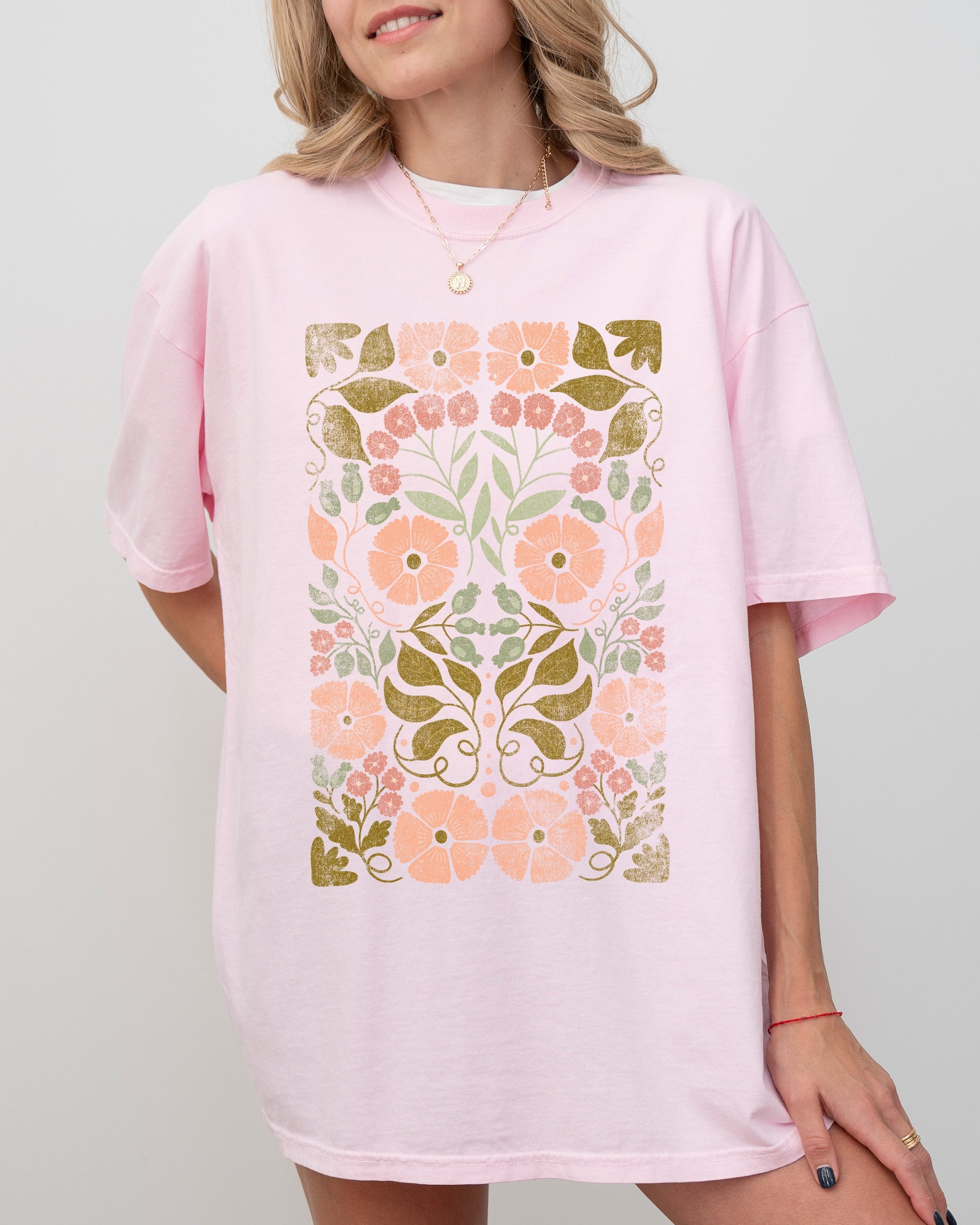 Fall Folk Art Flowers Botanical Simplicity Autumn Thanksgiving Halloween Floral Comfort Colors Tee