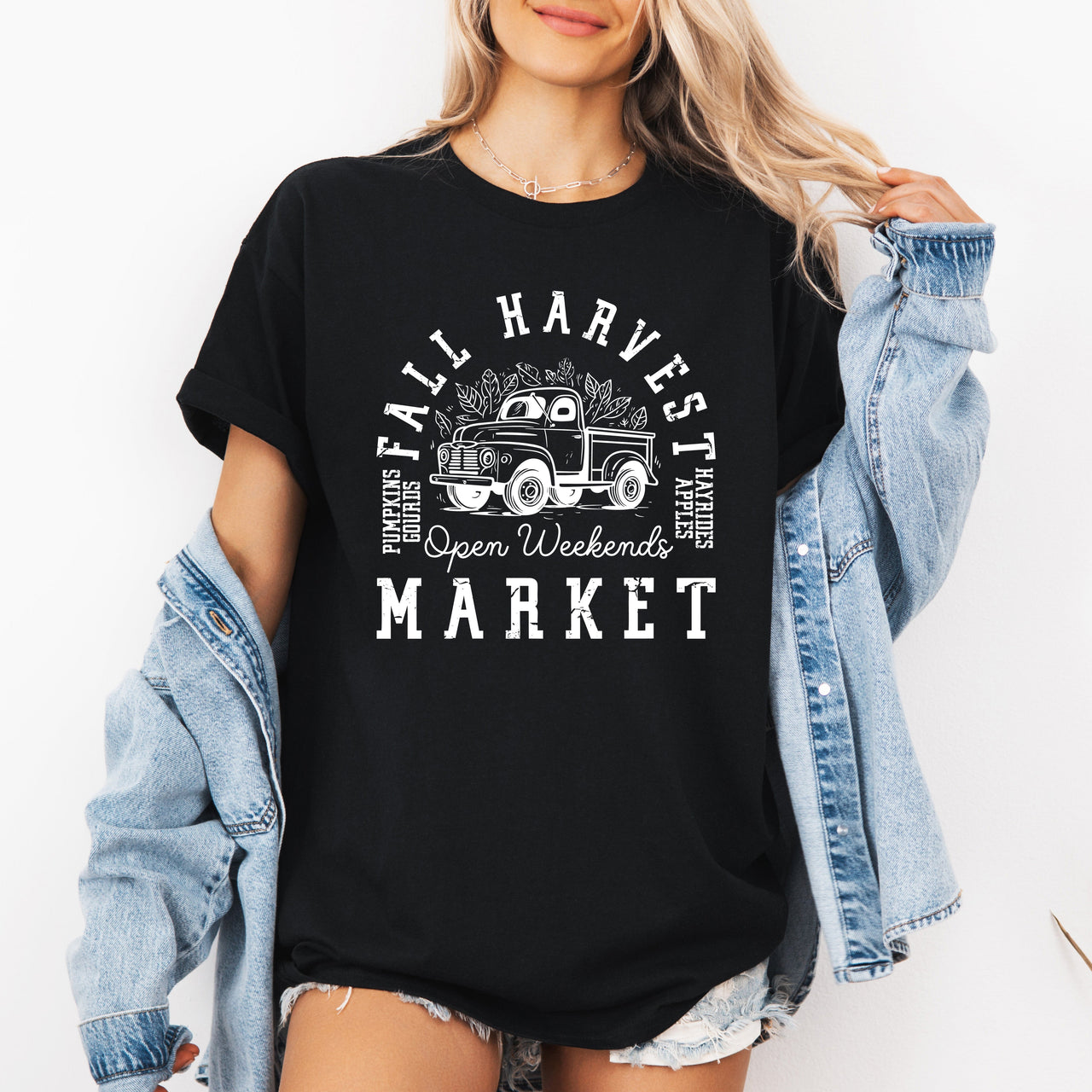 Fall Harvest Market Pumpkin Autumn Festival Patch Harvest Scene Cozy Graphic Tee