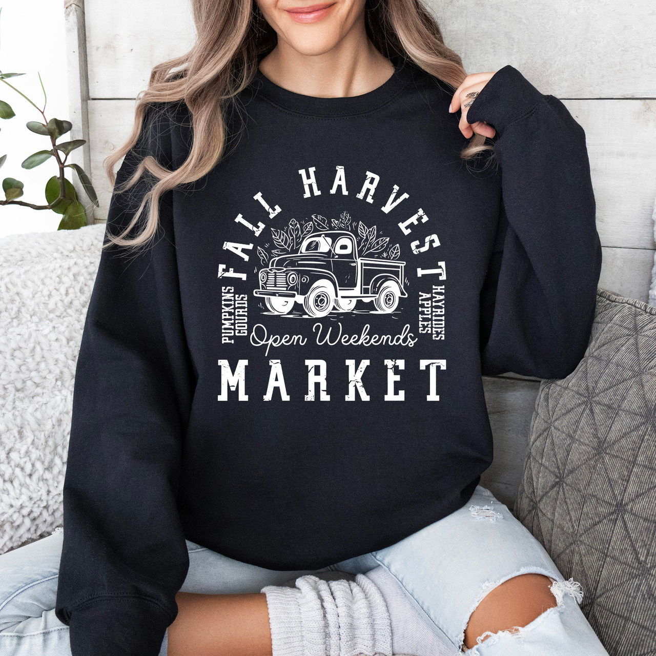 Fall Harvest Market Pumpkins Autumn Cozy Rustic Orchard Scene Graphic Art Sweatshirt