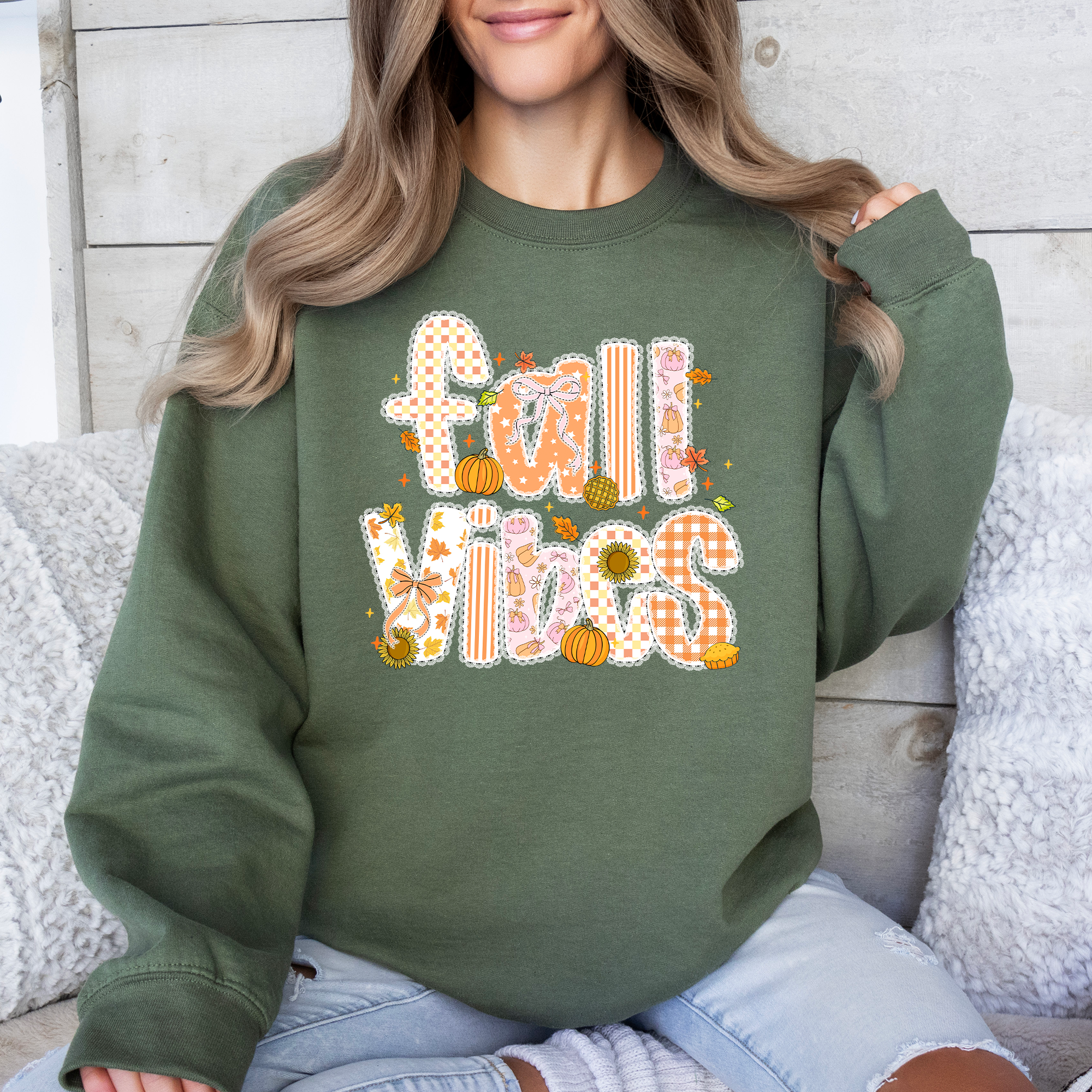 Fall Vibes Halloween Pumpkin Autumn Floral Pattern Sunflower Motifs Cozy Seasonal Collection Sweatshirt