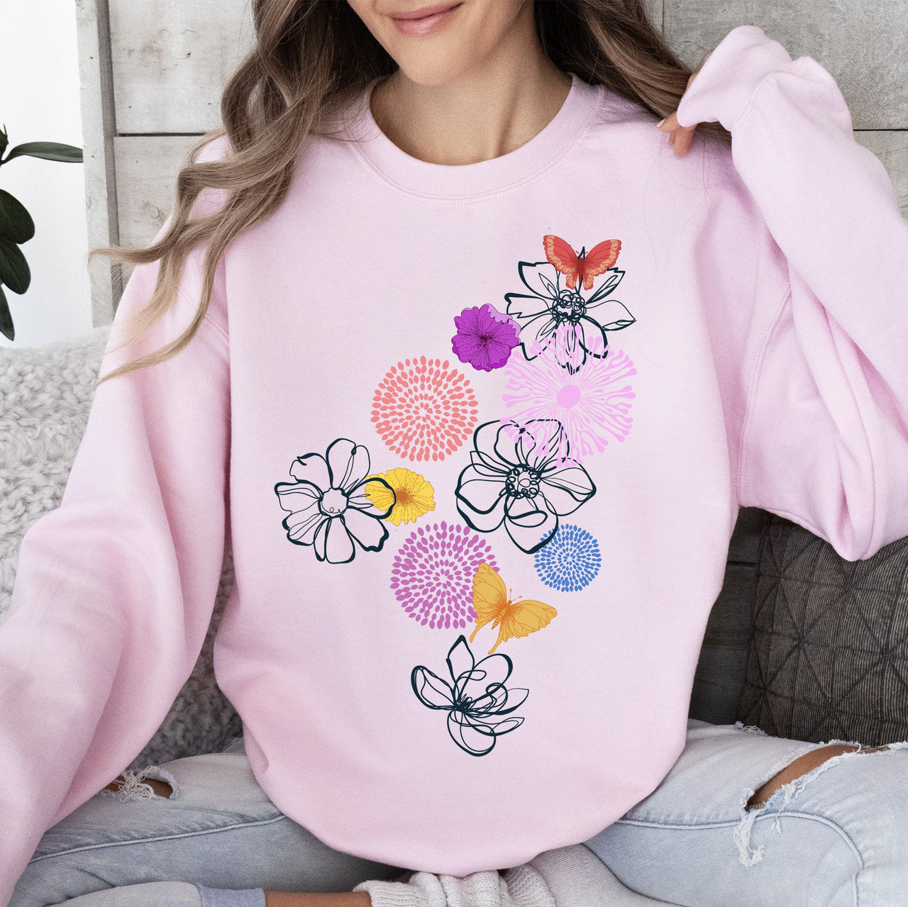 Floral Outlines, Flower Doodle Botanical Line Art Garden Sketch Collection Sweatshirt