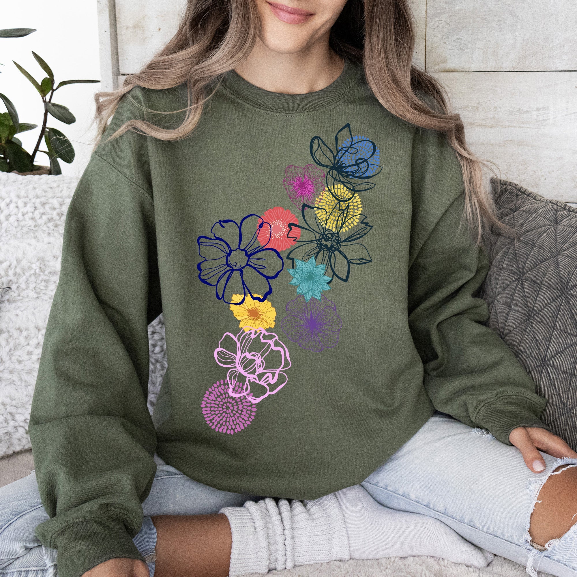 Floral Outlines With Leaves And Flowers In Colorful Graphic Design For Everyday Wear Sweatshirt