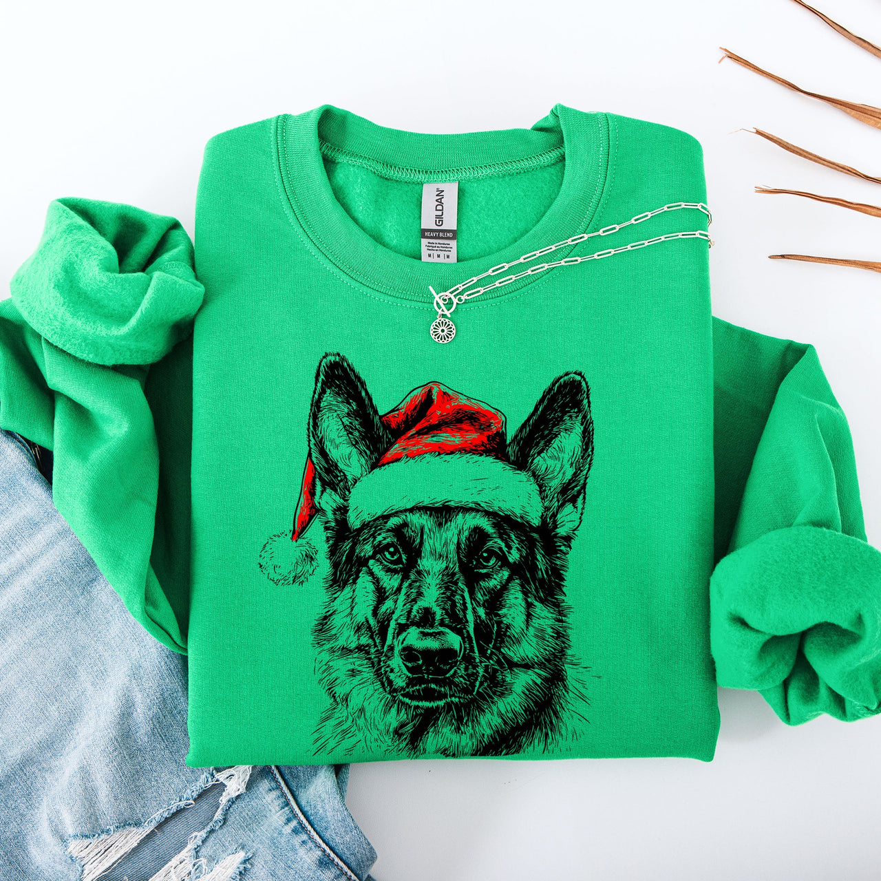 German Shepherd Santa Claus Christmas Dog Lover Festive Holiday Design Sweatshirt