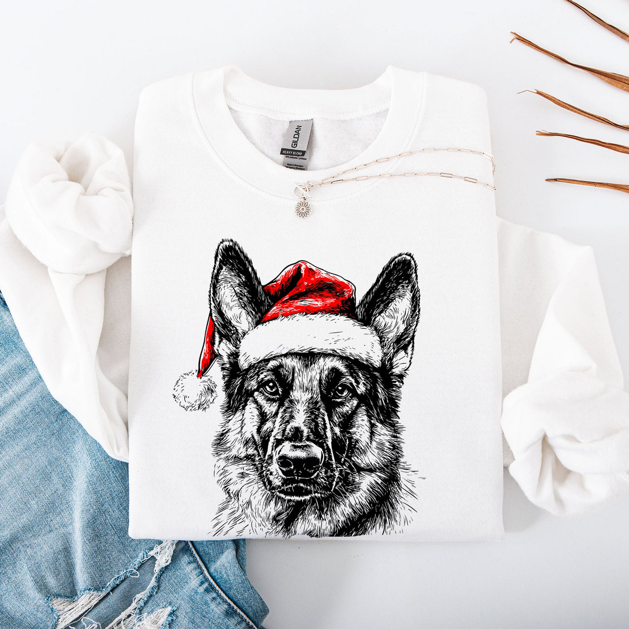 German Shepherd Santa Claus Christmas Dog Lover Festive Holiday Design Sweatshirt