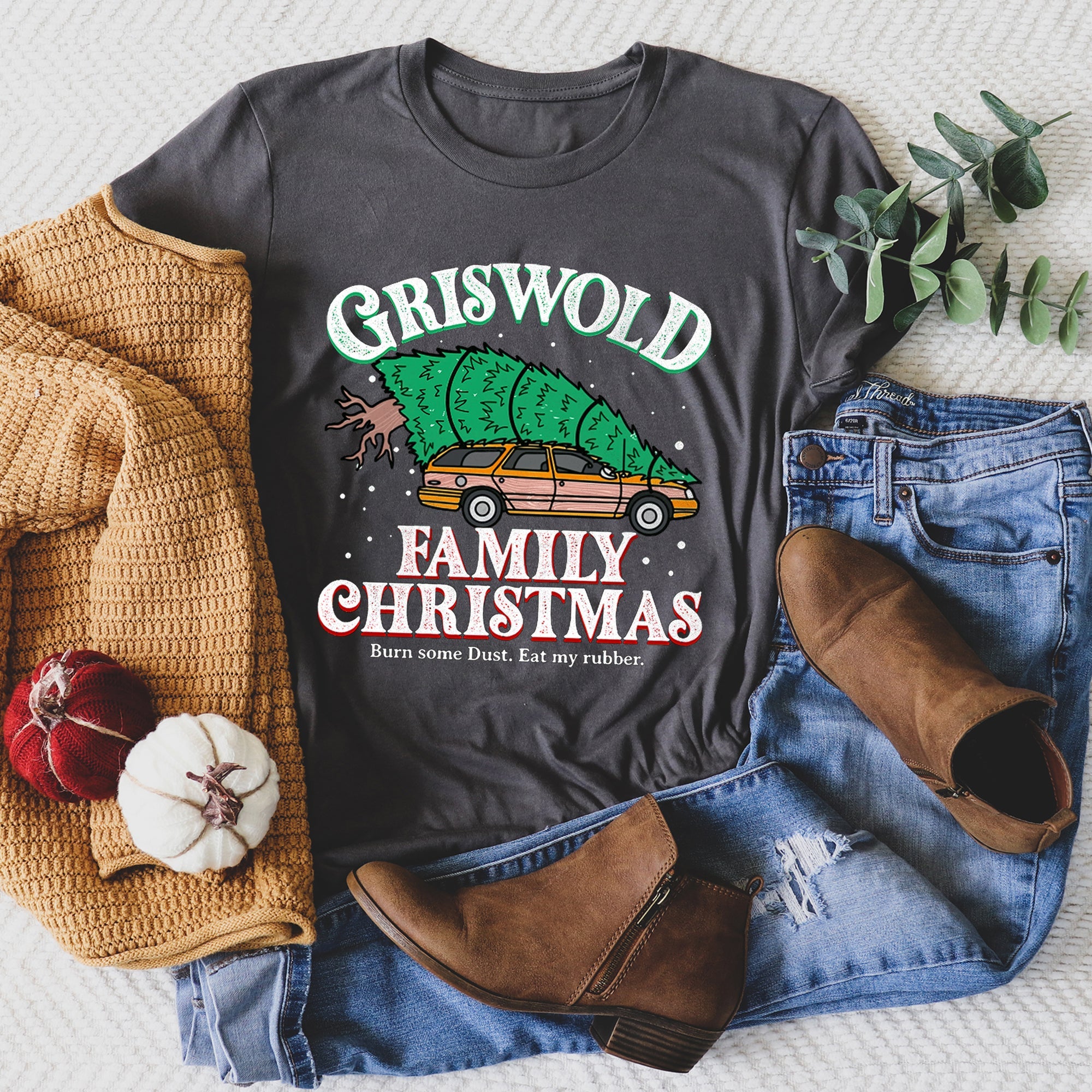 Griswold Family Christmas Tree Vacation Retro Classic Movie Icon Design Graphic Tee
