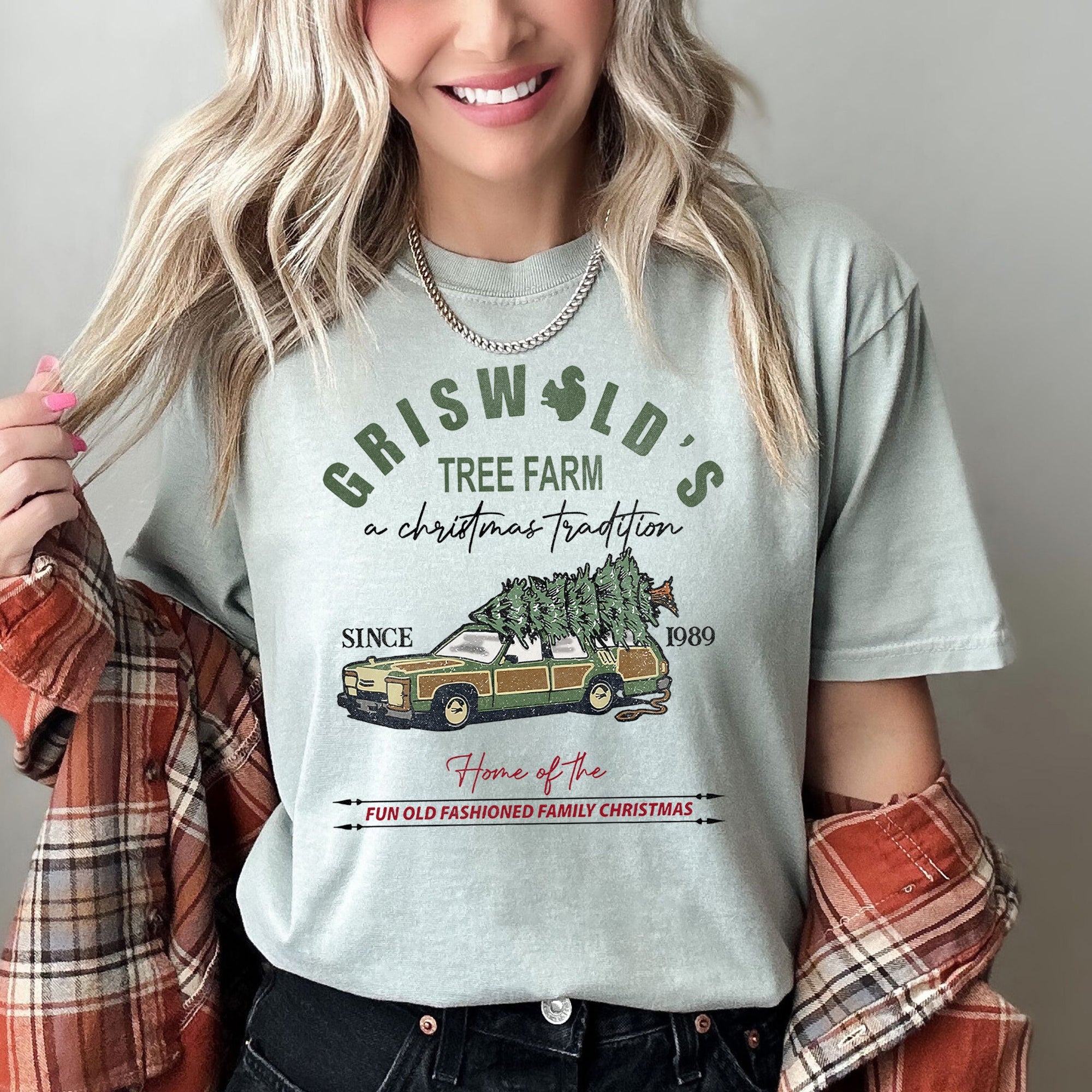 Griswold's Tree Farm Squirrel Christmas Vacation Classic Retro Comfort Colors Tee