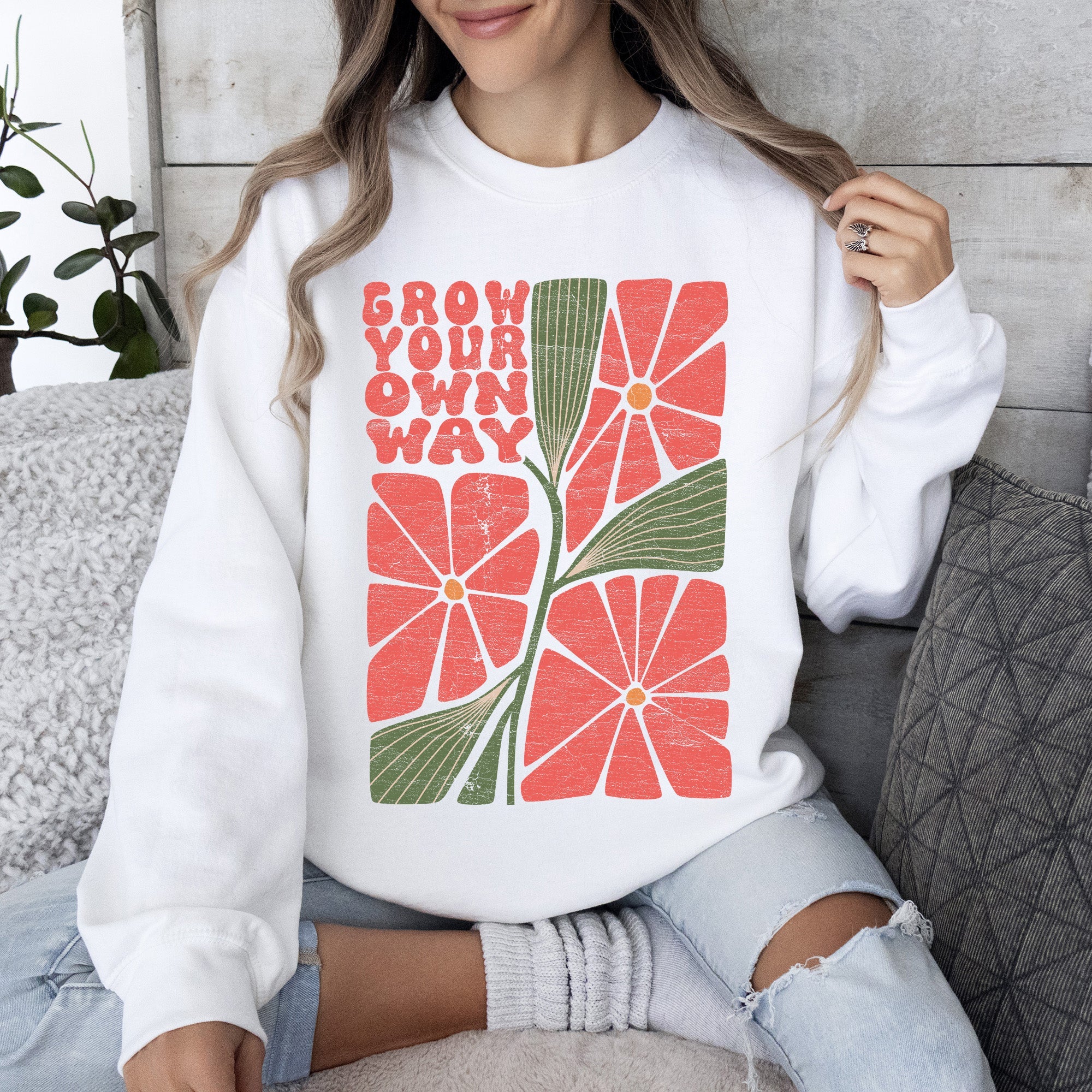 Grow Your Own Way, Retro Flowers Cozy Vintage Floral Graphic Print Edition Sweatshirt