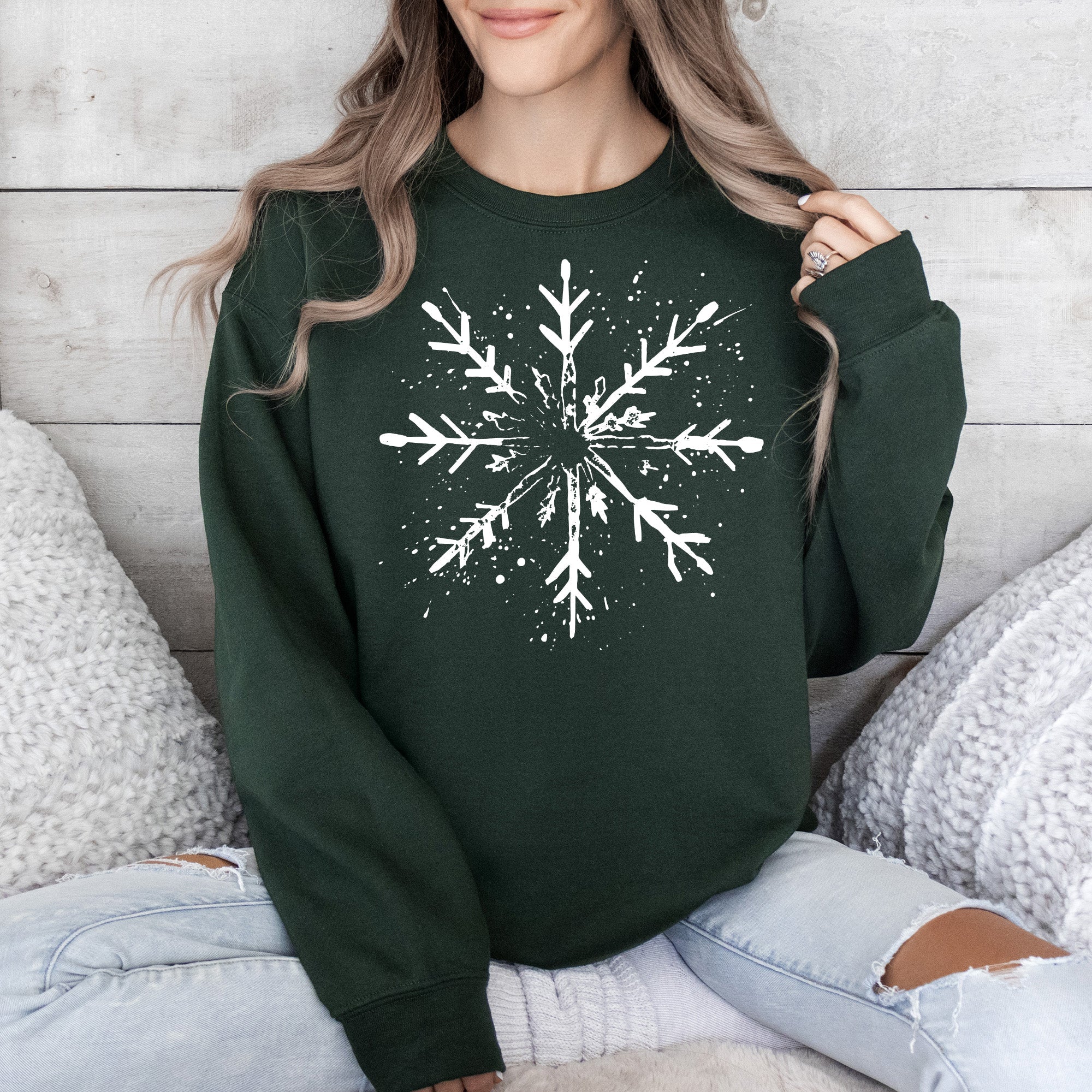 Snowflake Winter Cozy Nighttime Snowflake Pattern Across Winter Wonderland Sweatshirt
