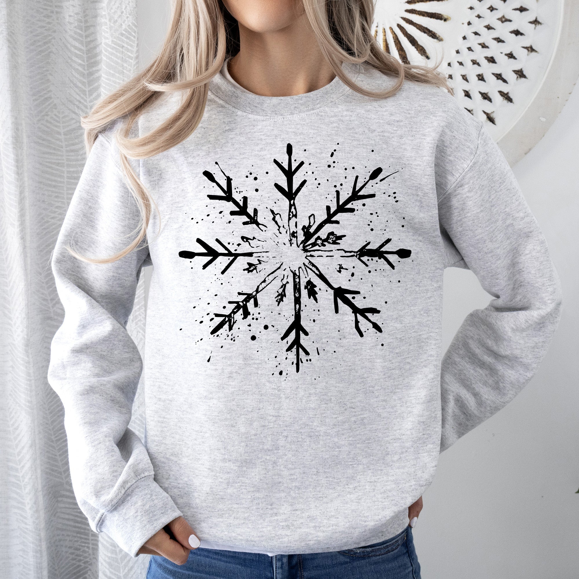Snowflake Winter Cozy Nighttime Snowflake Pattern Across Winter Wonderland Sweatshirt