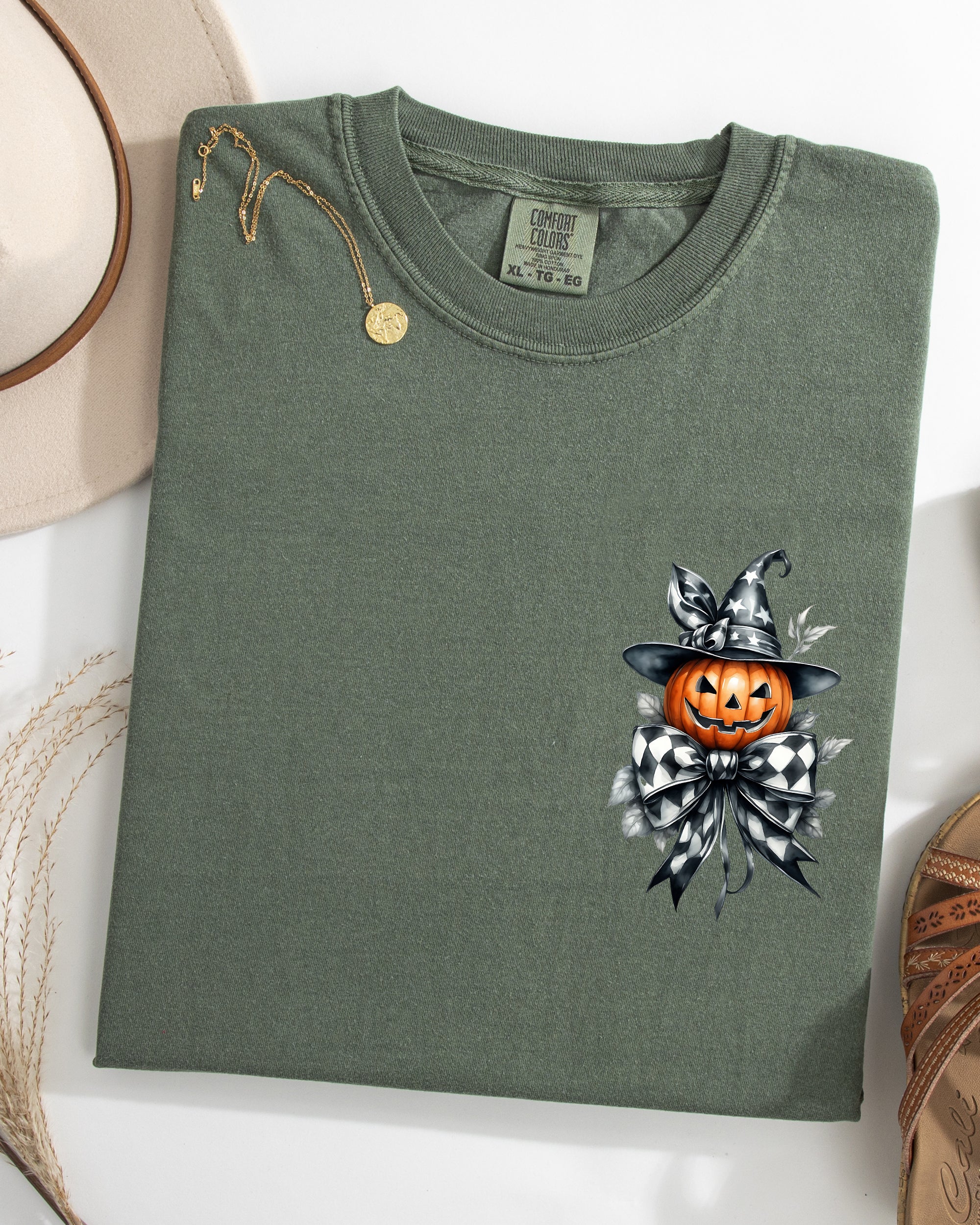 Halloween Jack-O-Lantern Pumpkin Pocket Print Ribbon Coquette Fall Autumn Comfort Colors Tee