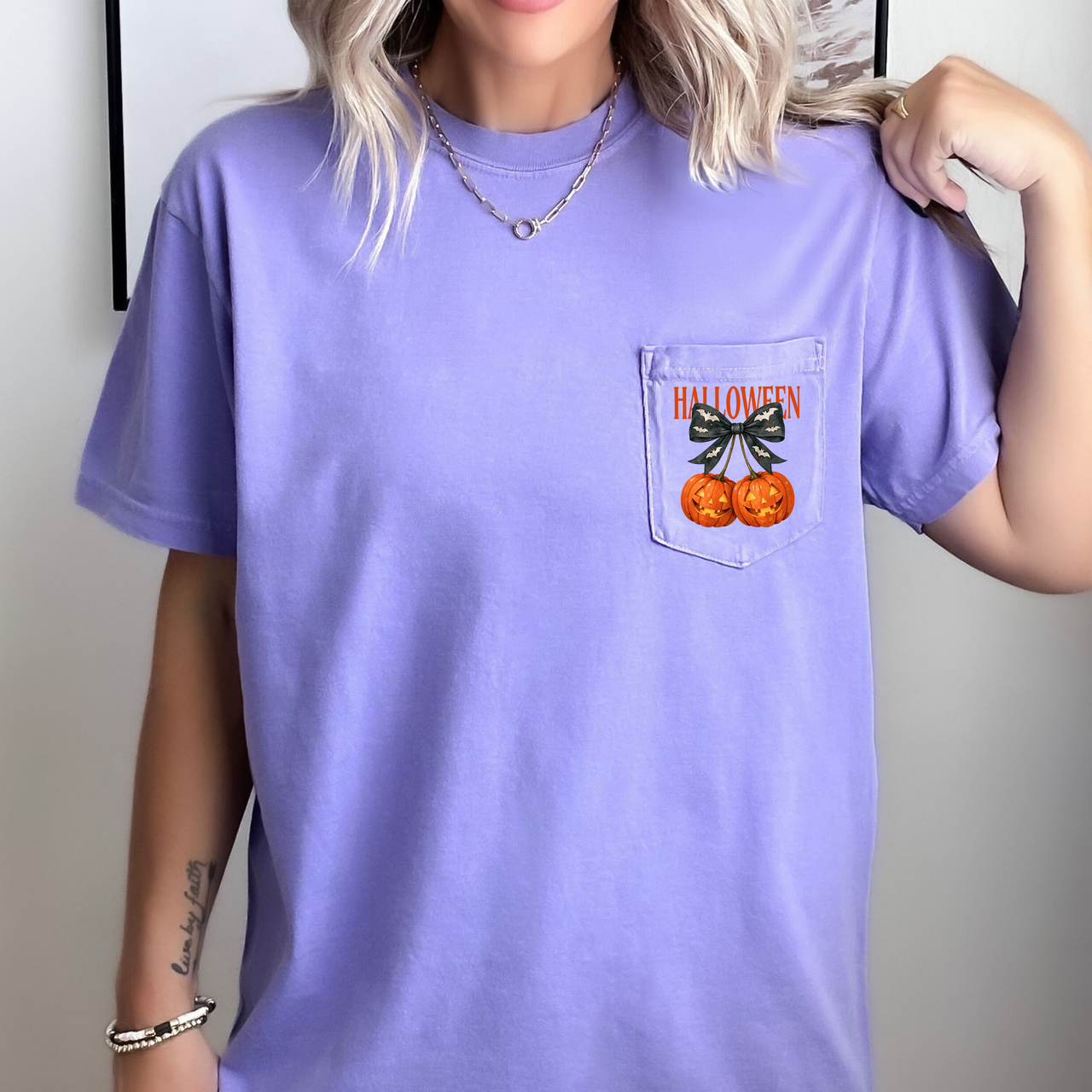 Halloween Jack-O-Lanterns Pocket Edition With Spooky Raven Graphic Comfort Colors Tee