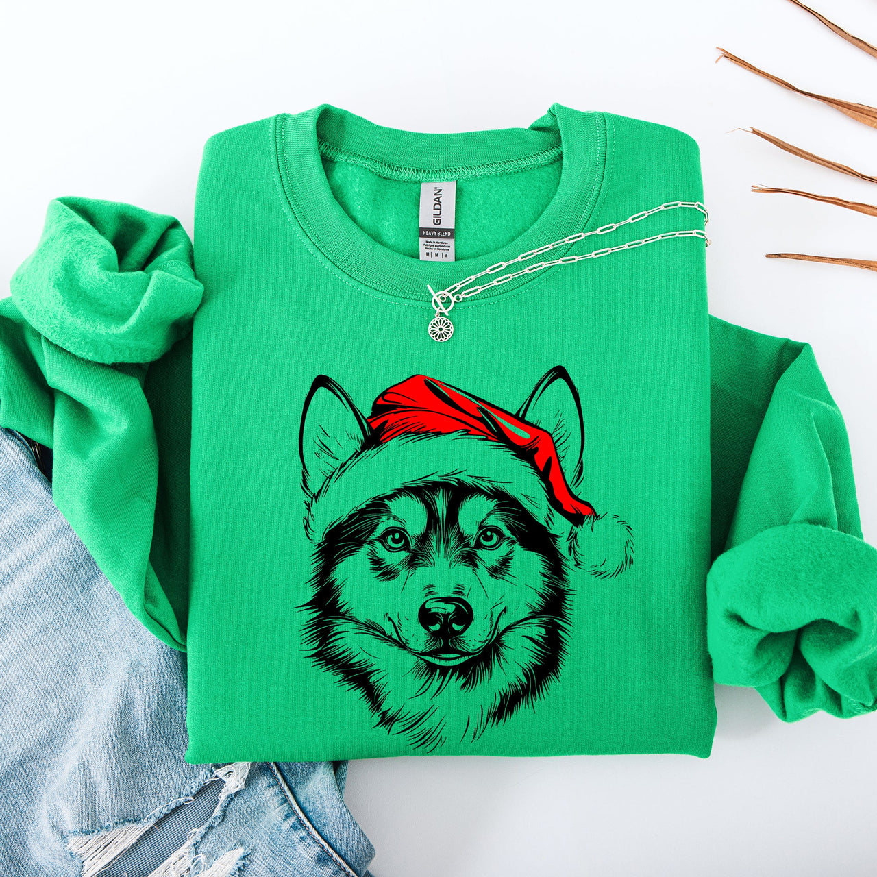Husky Santa Christmas Dog Lover Festive Holiday Theme For Pet Lovers Cozy Fleece Sweatshirt
