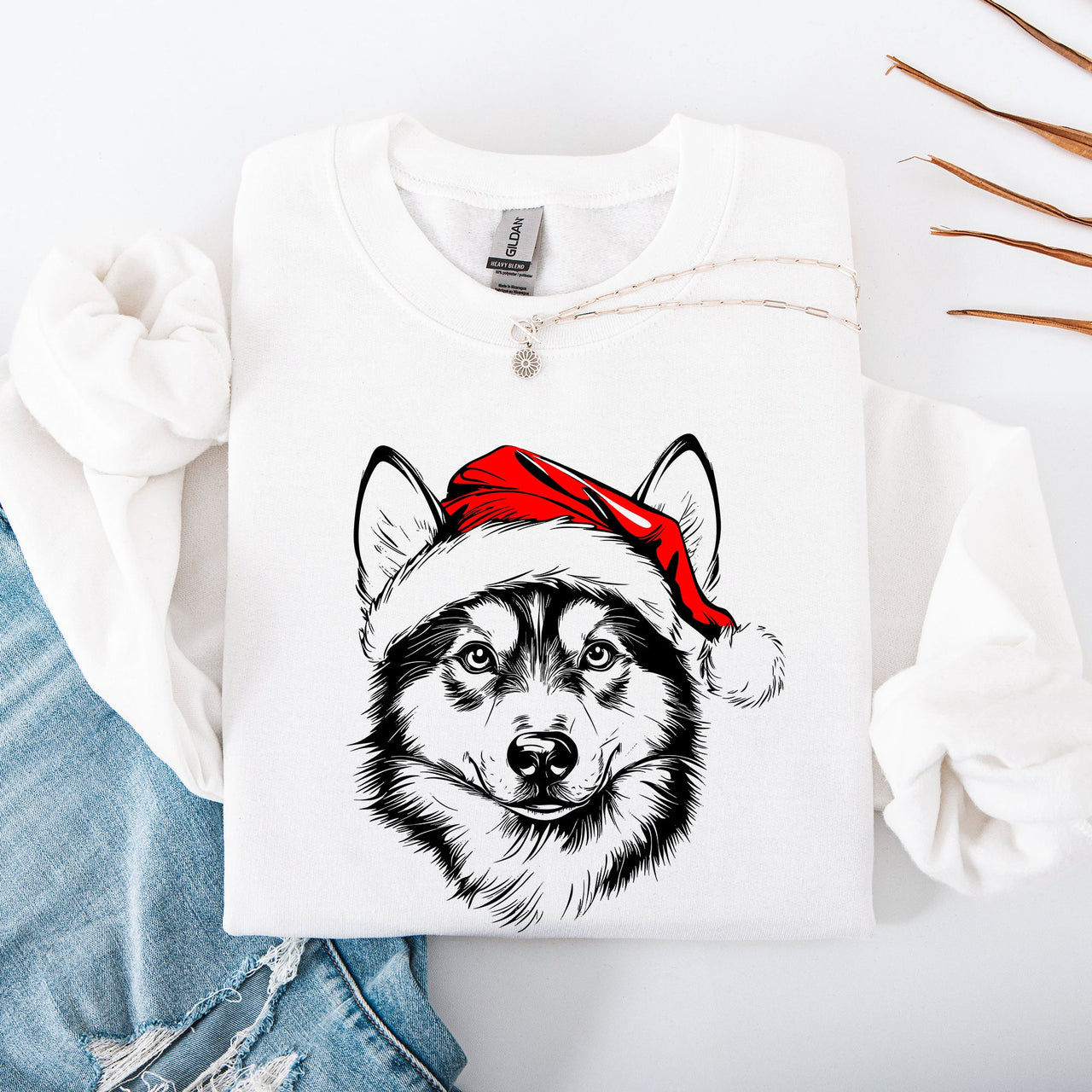 Husky Santa Christmas Dog Lover Festive Holiday Theme For Pet Lovers Cozy Fleece Sweatshirt