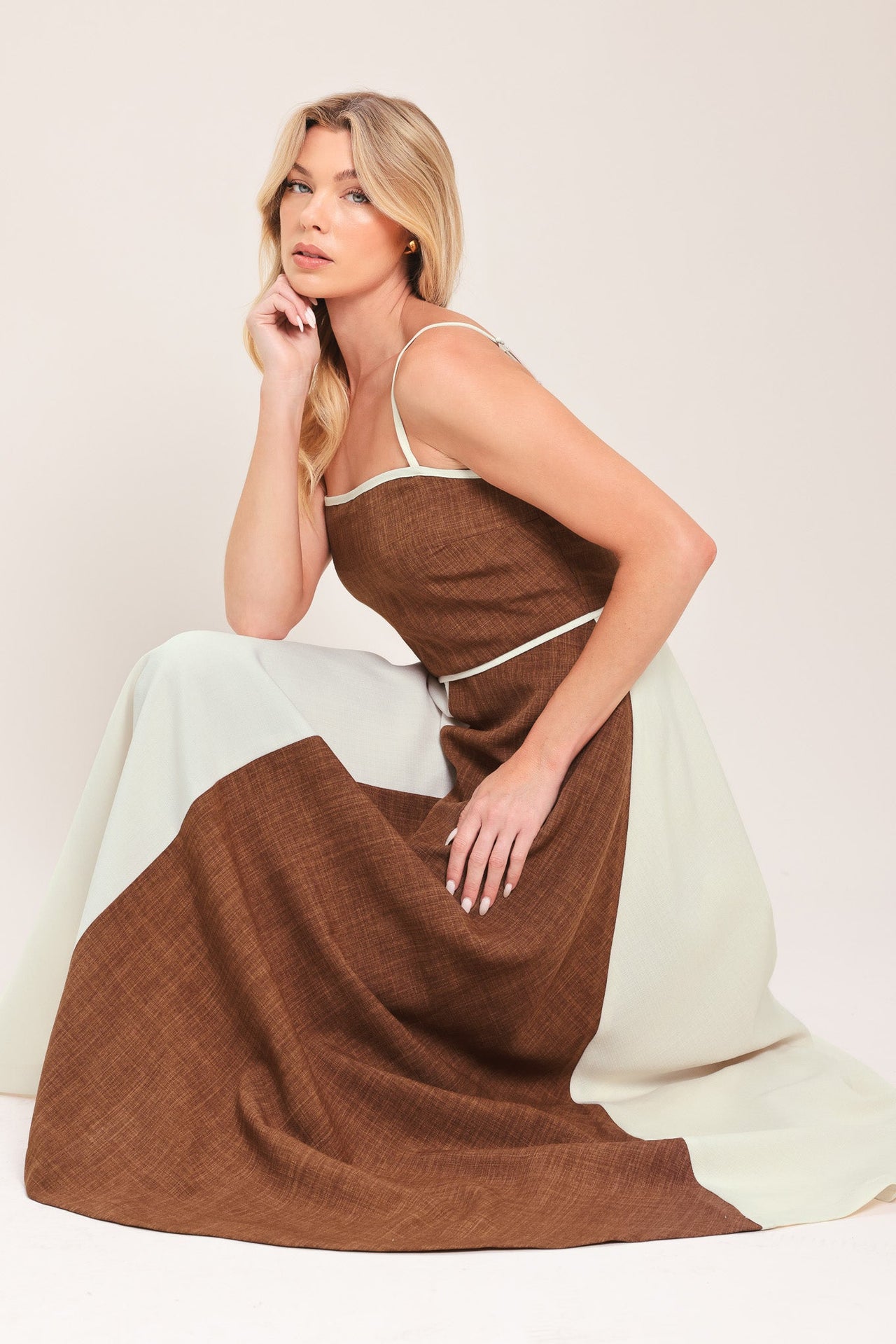 SIENNA FORM WOVEN MIDI DRESS