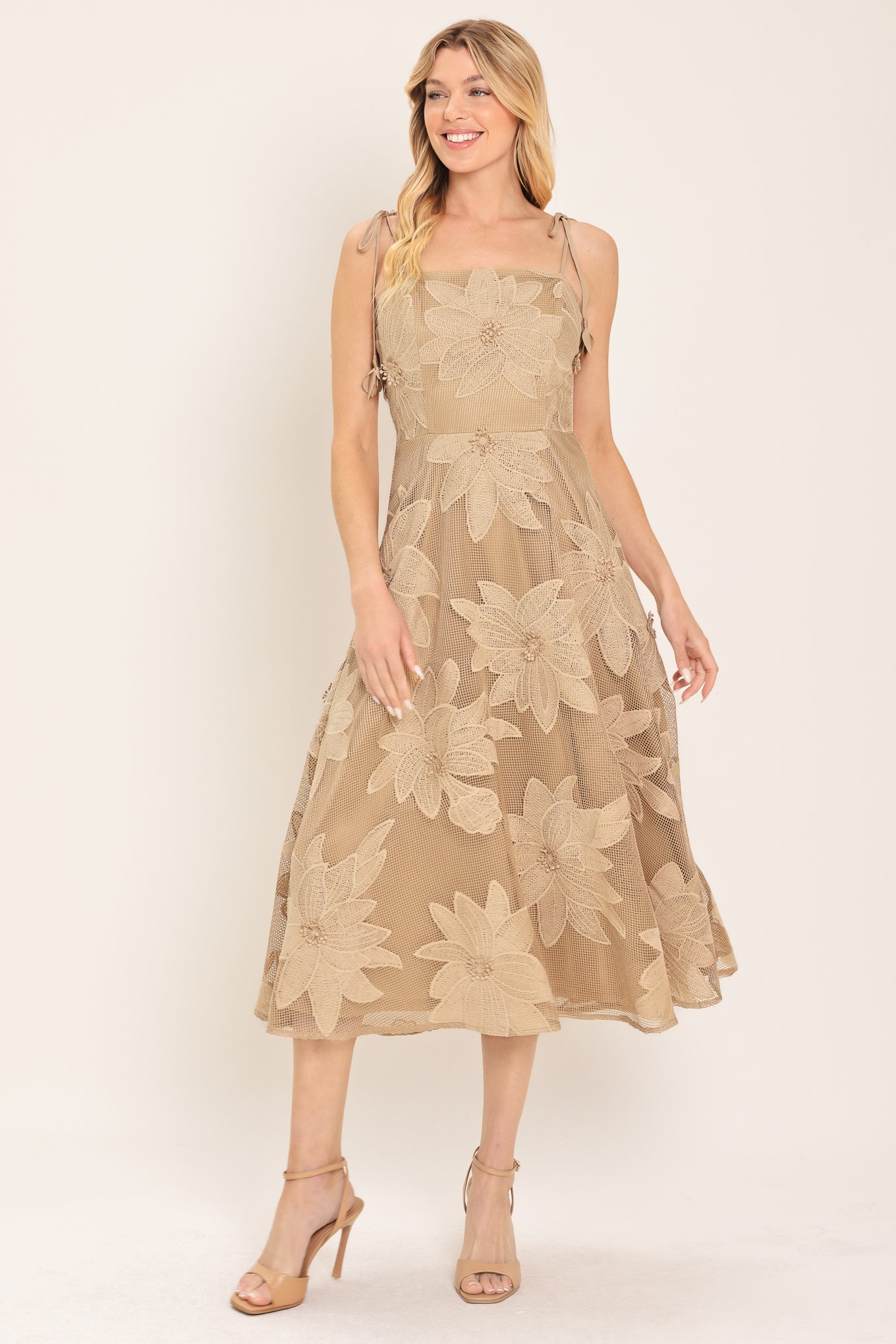 SANDY BLOOM FLORAL WOVEN LACE MIDI DRESS