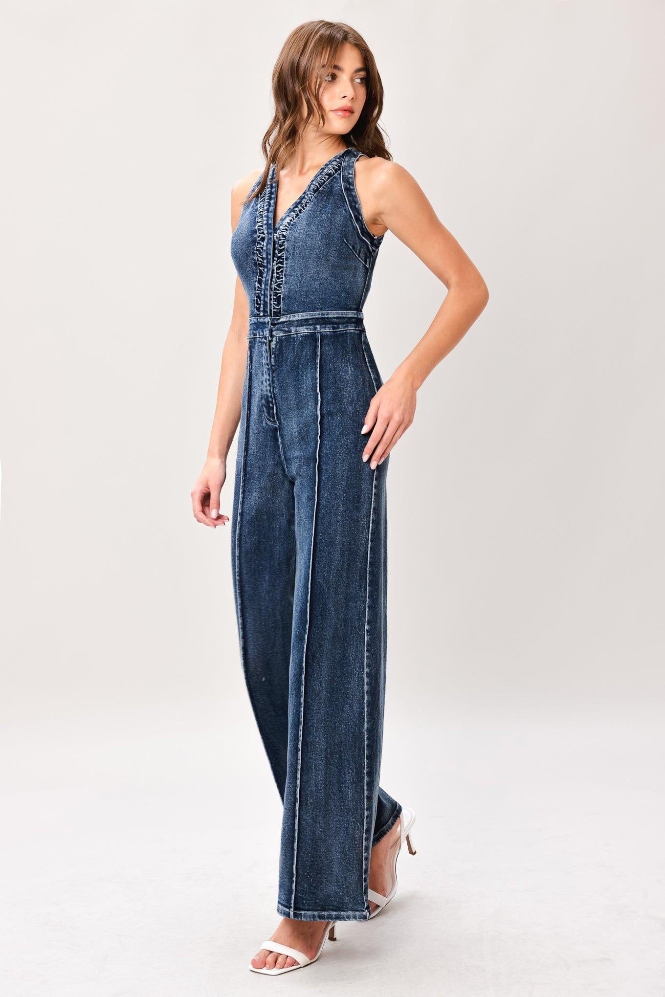 COOL STRUCTURE DENIM JUMPSUIT