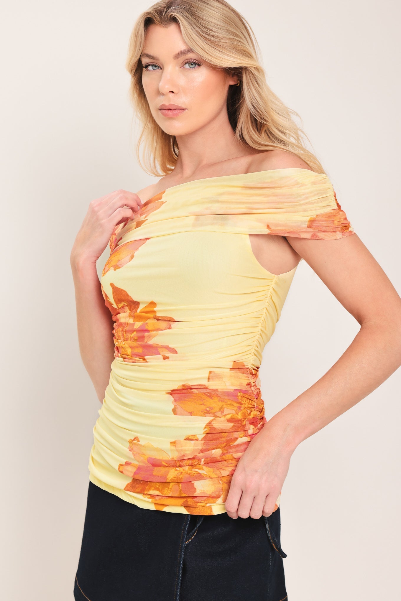 GOLDEN HOUR POWER MESH TOP