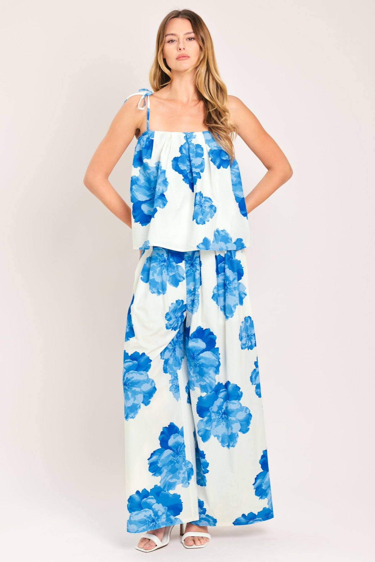 TROPIC BLUE WOVEN TOP