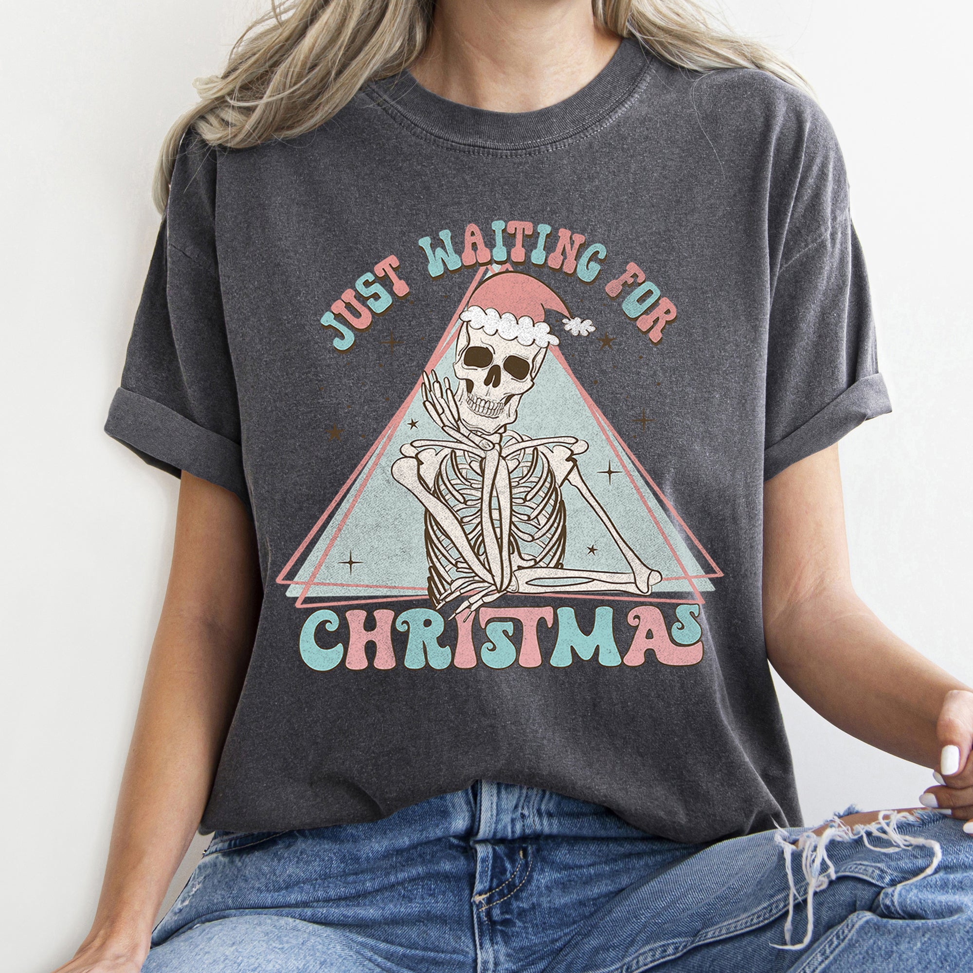 Just Waiting For Christmas Skeleton Retro Classic Graphic Artwork Comfort Colors Tee