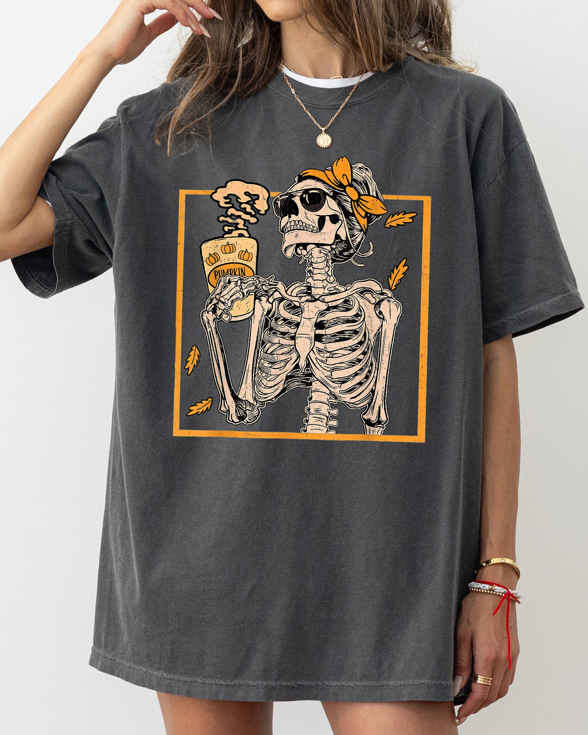 Skeleton Lady Fall Leaves Witch Aesthetic Meme Halloween Spooky Costume Comfort Colors Tee