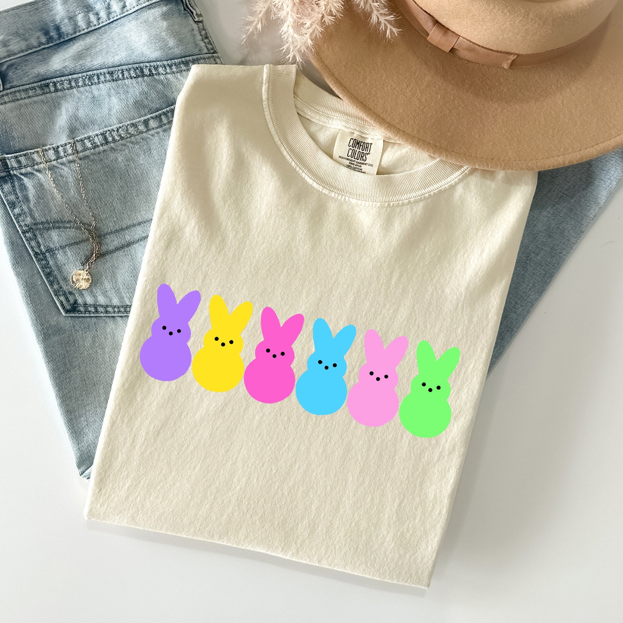 Retro Peeps Easter Candy Rabbit Bunny Nostalgic Pop Art Holiday Design Comfort Colors Tee